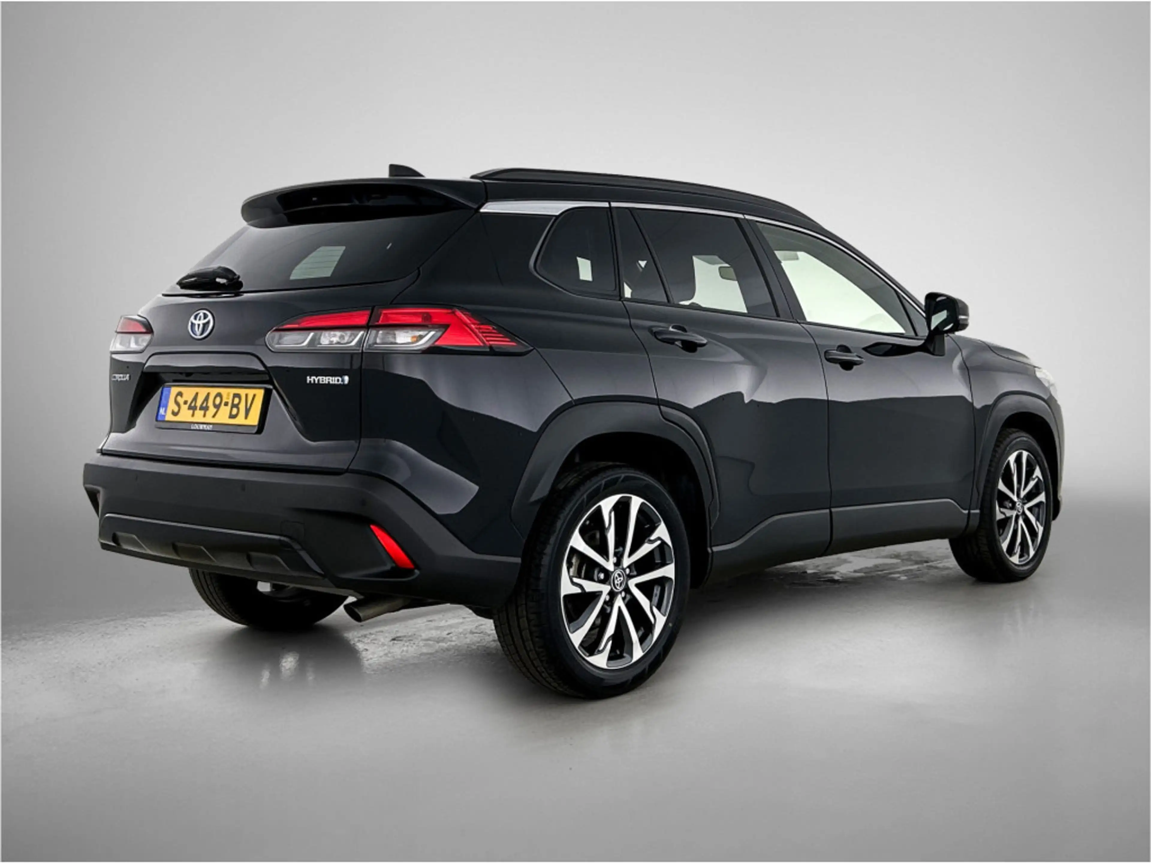 Toyota Corolla Cross 2.0 High Power Hybrid First Edition | Stoelverwarm — photo 2