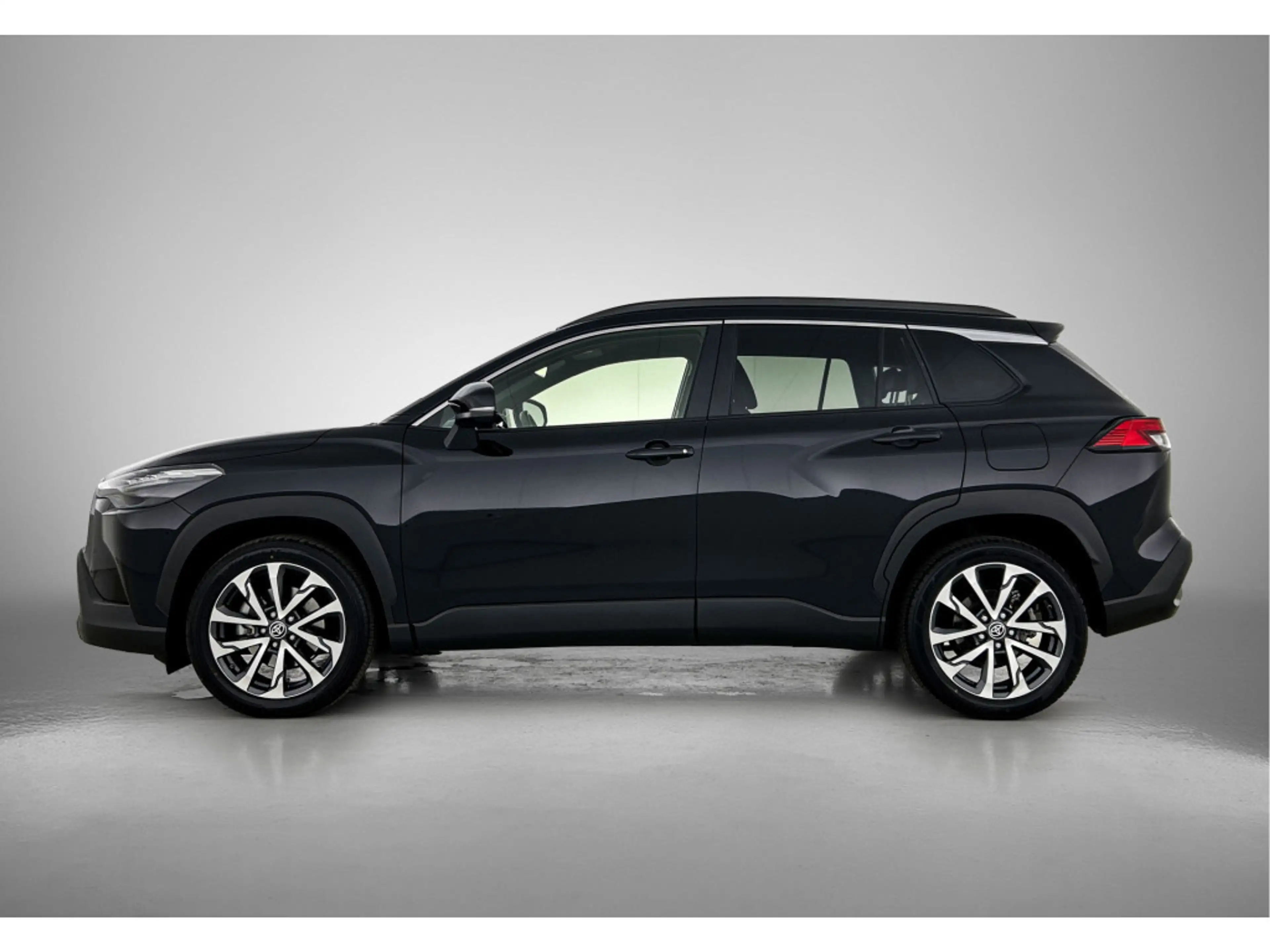 Toyota Corolla Cross 2.0 High Power Hybrid First Edition | Stoelverwarm — photo 3