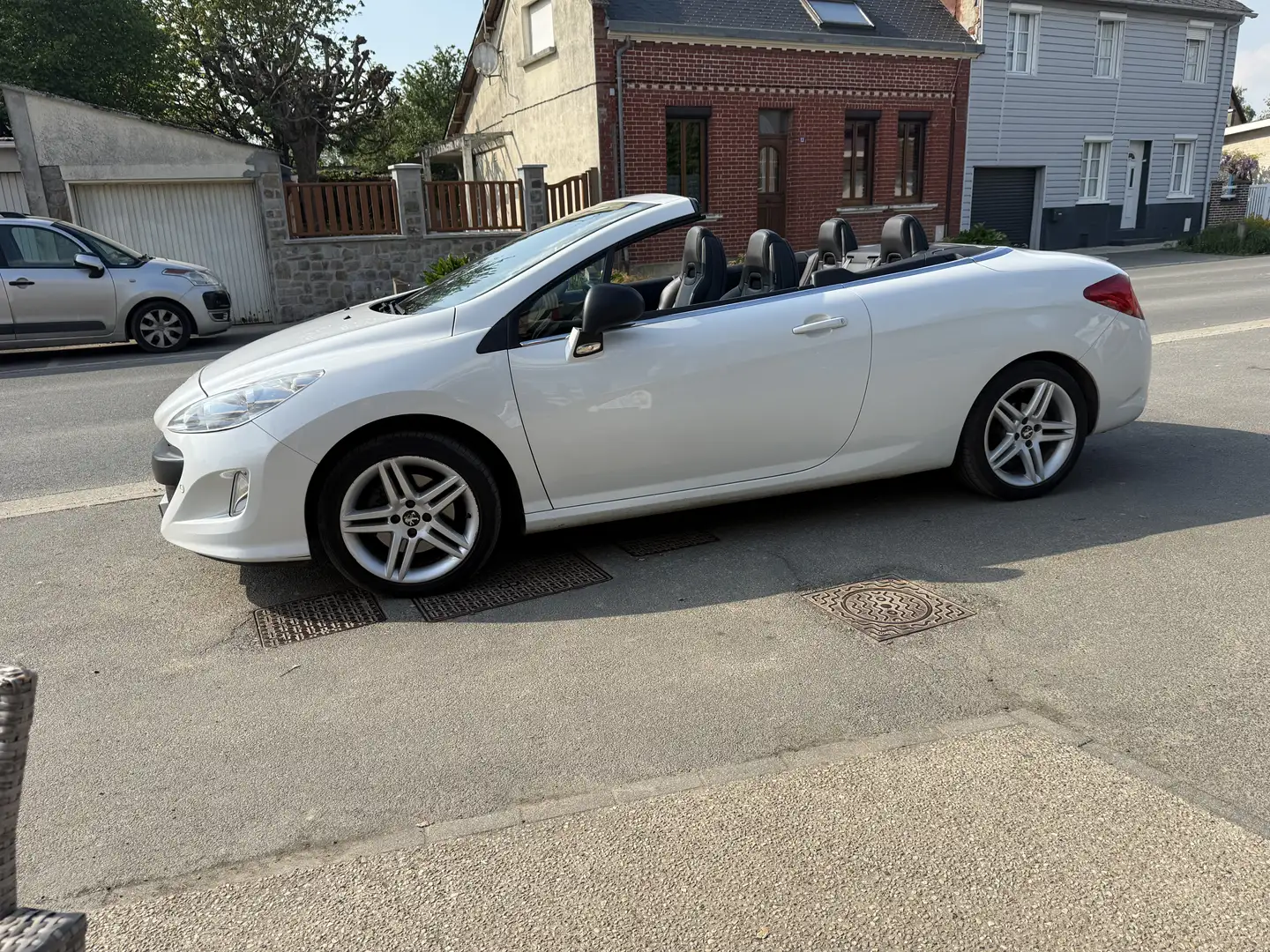 Peugeot 308 CC 1.6 THP 16V 150ch Féline - 1