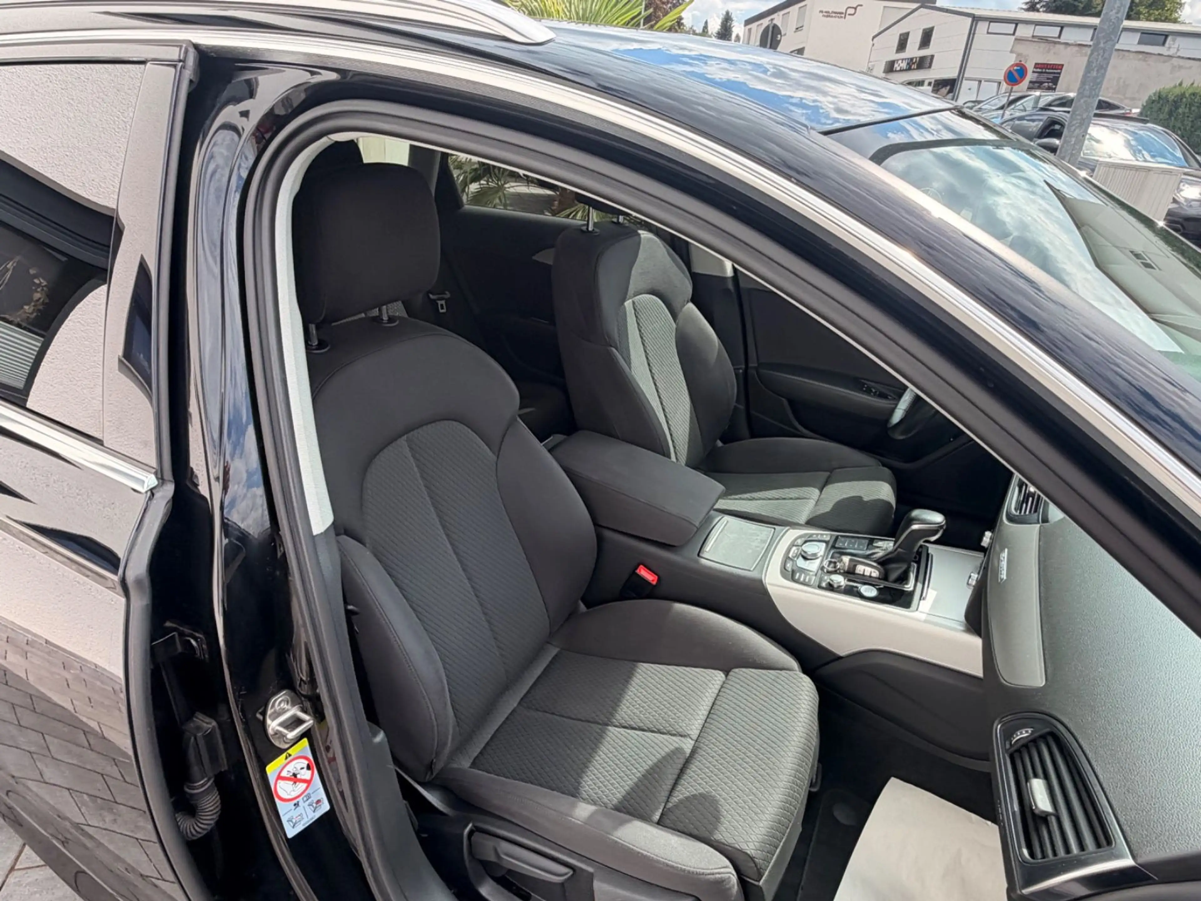 Audi A6 Avant 2.0 TDI quattro Automatik — photo 10
