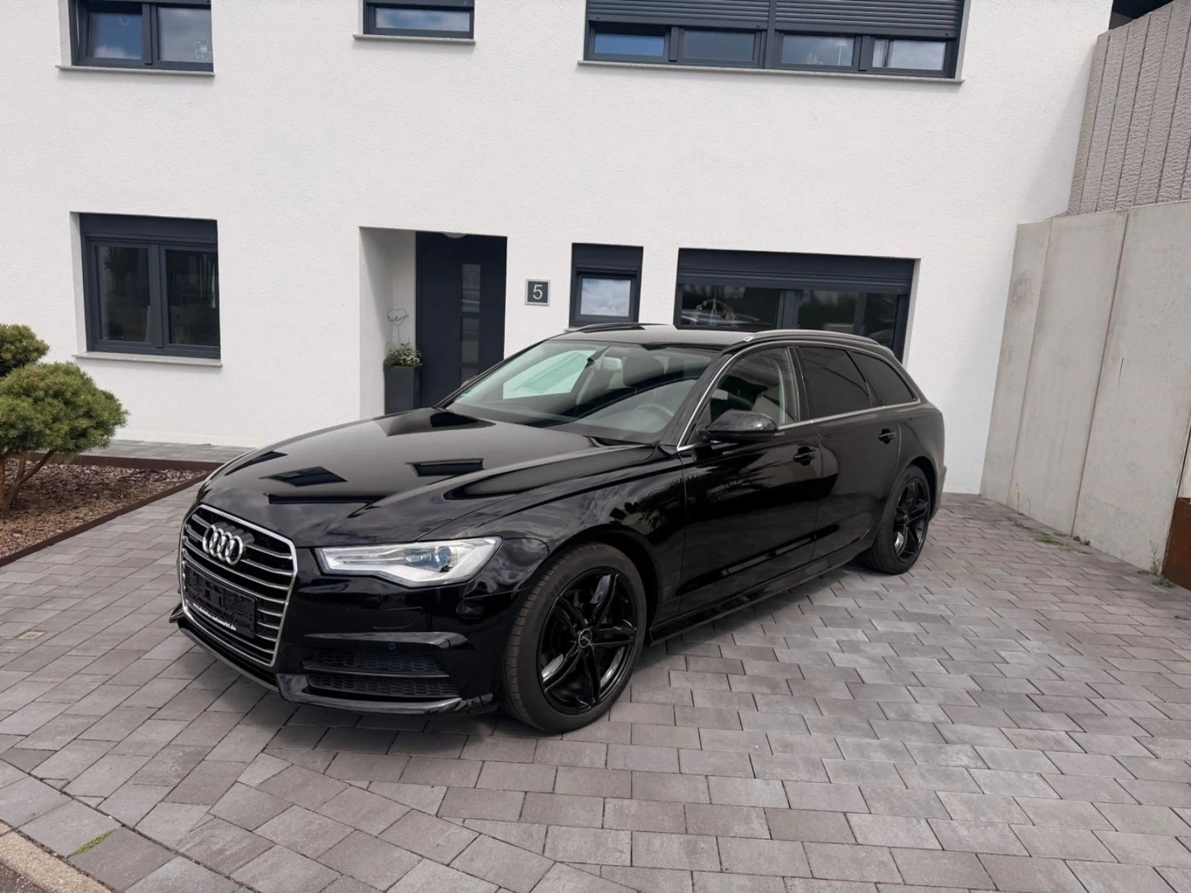 Audi A6 Avant 2.0 TDI quattro Automatik