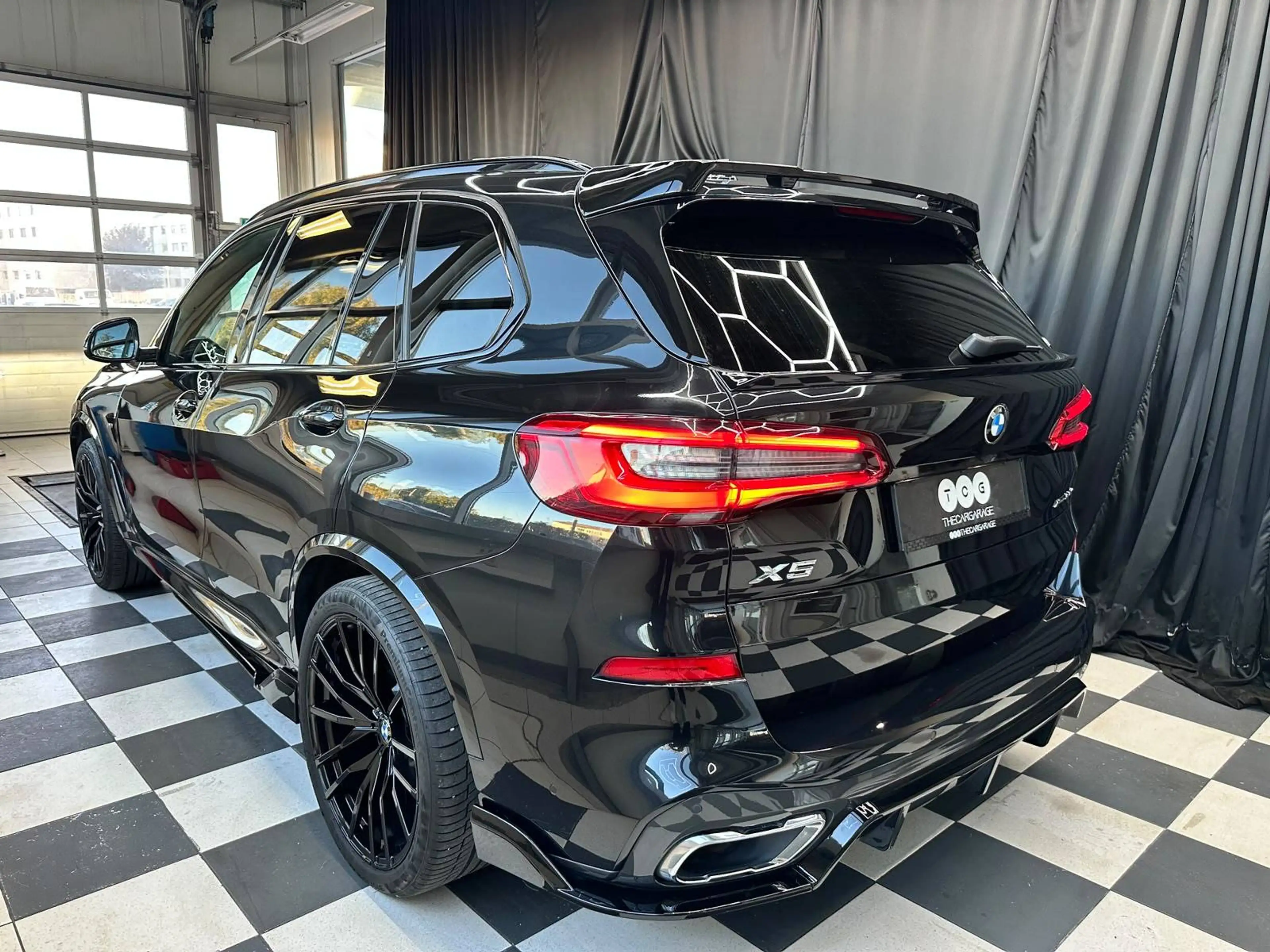 BMW X5 xDrive 30 d M Sport — photo 8