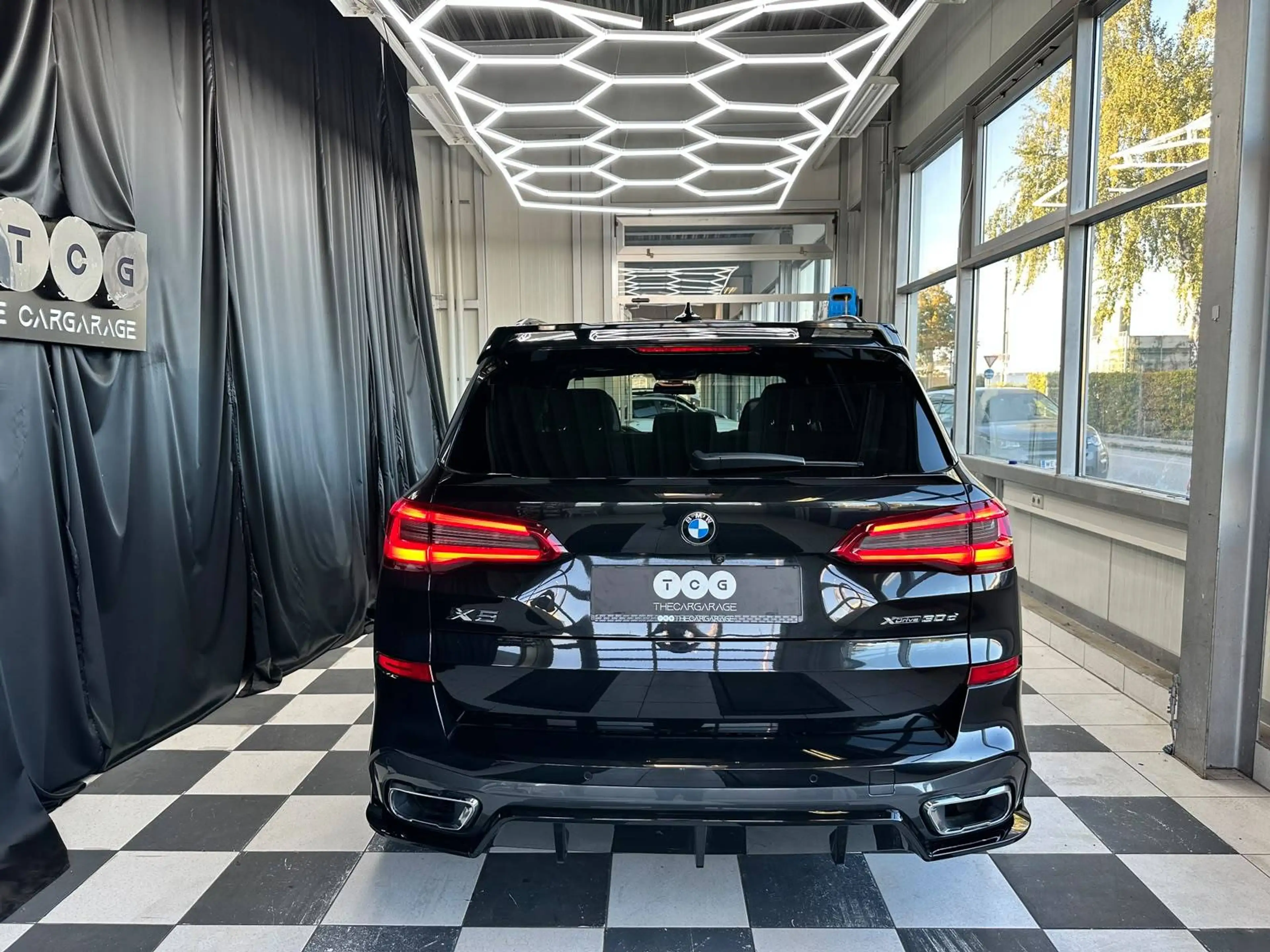 BMW X5 xDrive 30 d M Sport — photo 9
