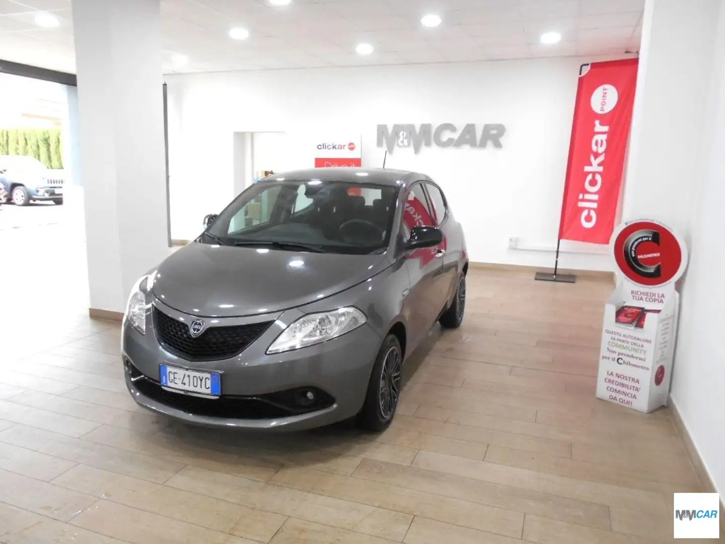 Lancia Ypsilon LANCIA  1.0 FireFly 5p.S&S Hybrid Gold Grigio - 2