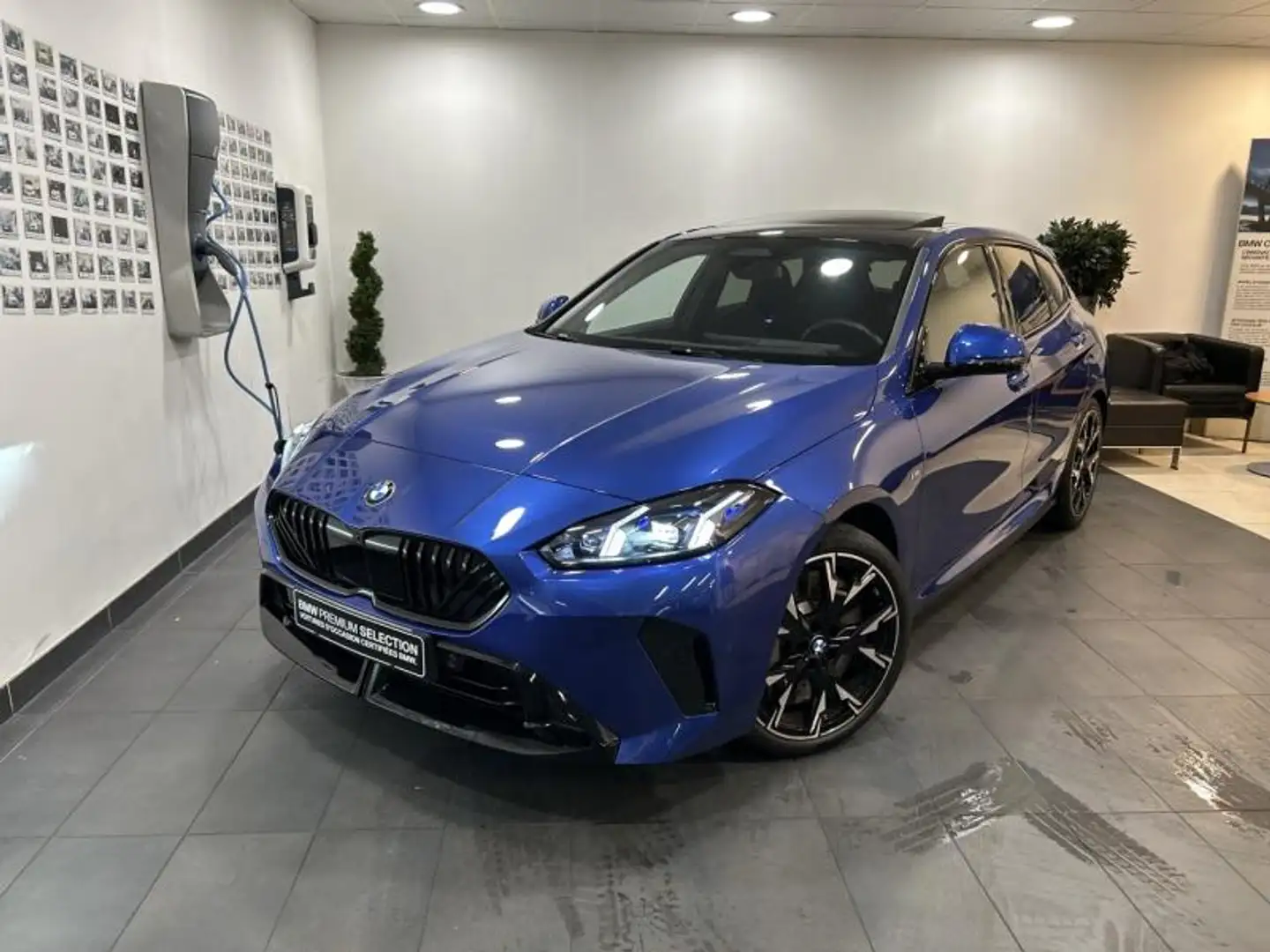 BMW 120 120A 170ch M Sport DKG7 Bleu - 1