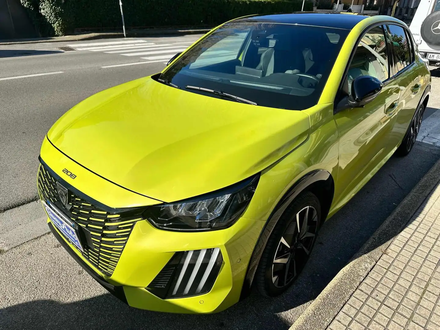 Peugeot 208 PureTech 100 Stop&Start 5 porte GT Vert - 1
