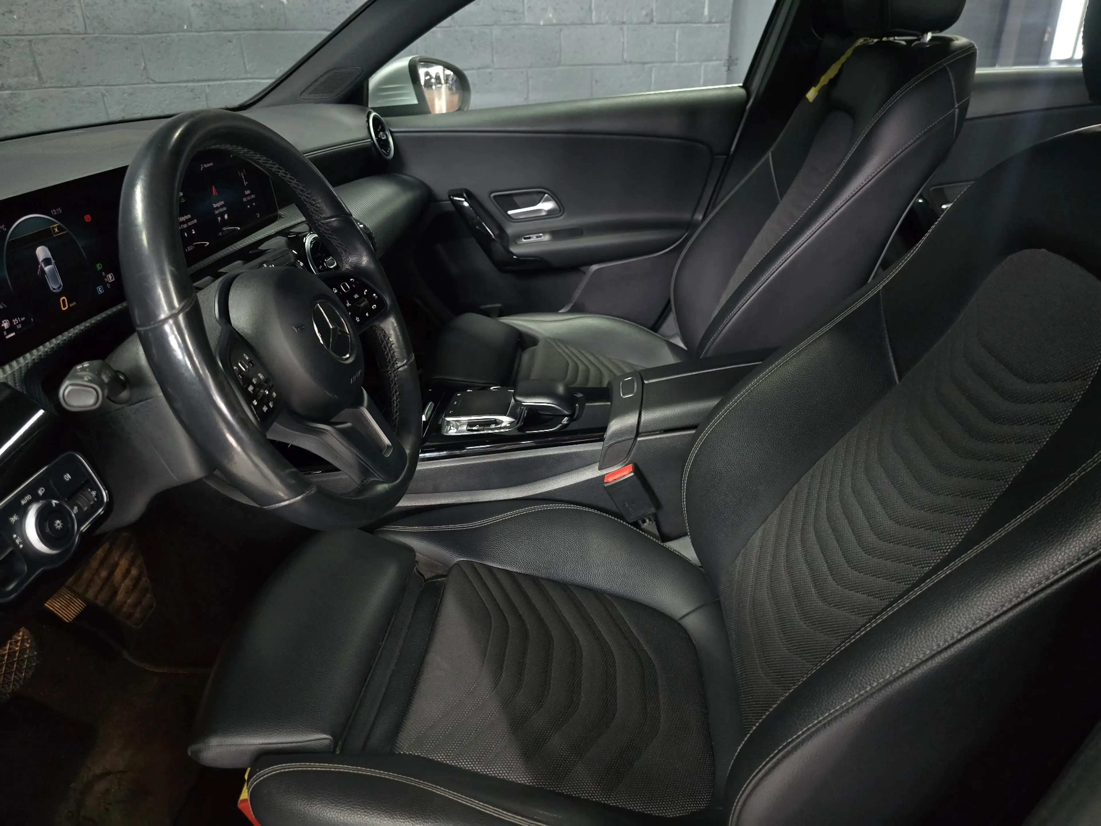 Mercedes-Benz A 180 d Automatique * Garantie * — photo 9