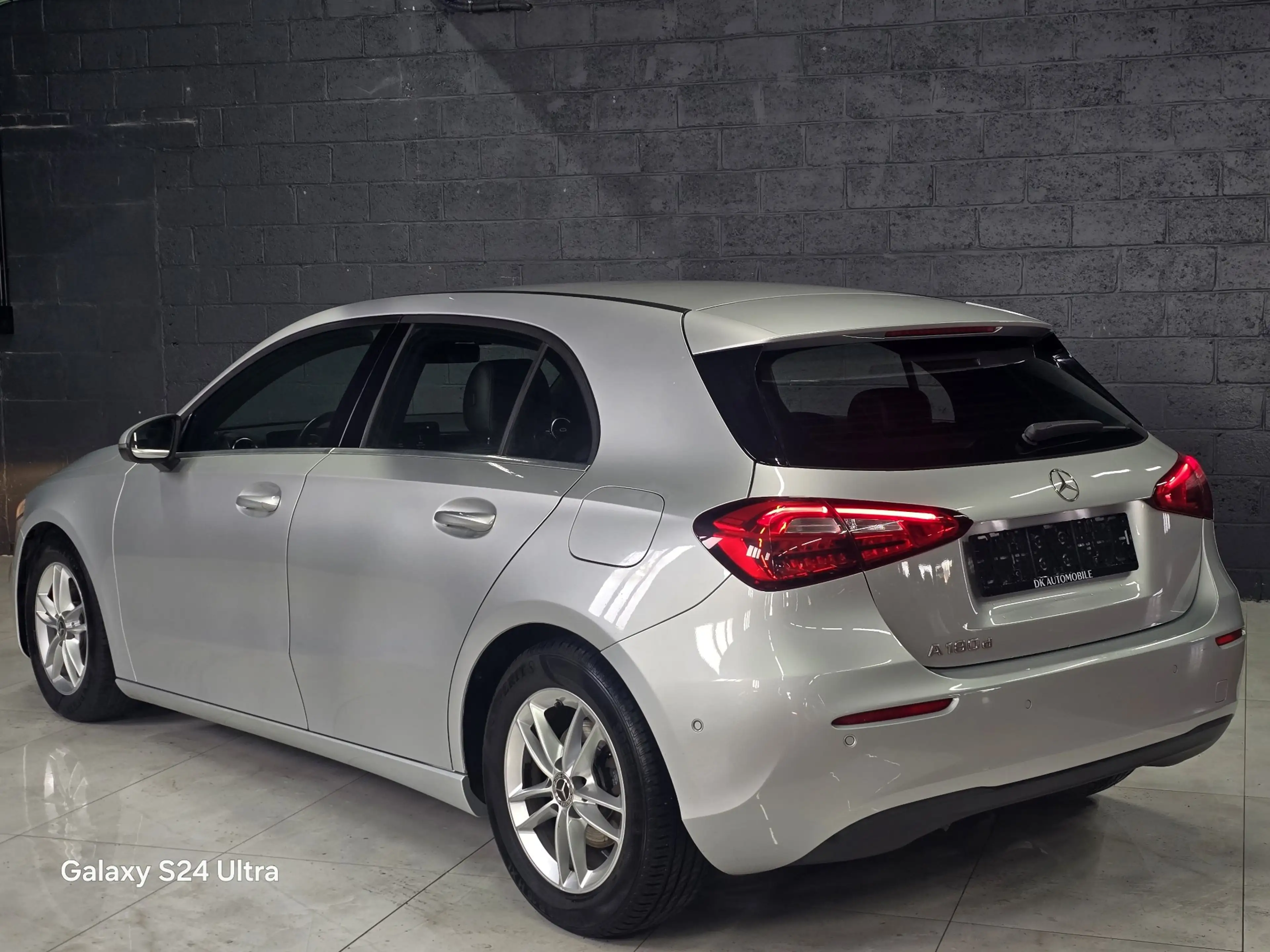 Mercedes-Benz A 180 d Automatique * Garantie * — photo 4