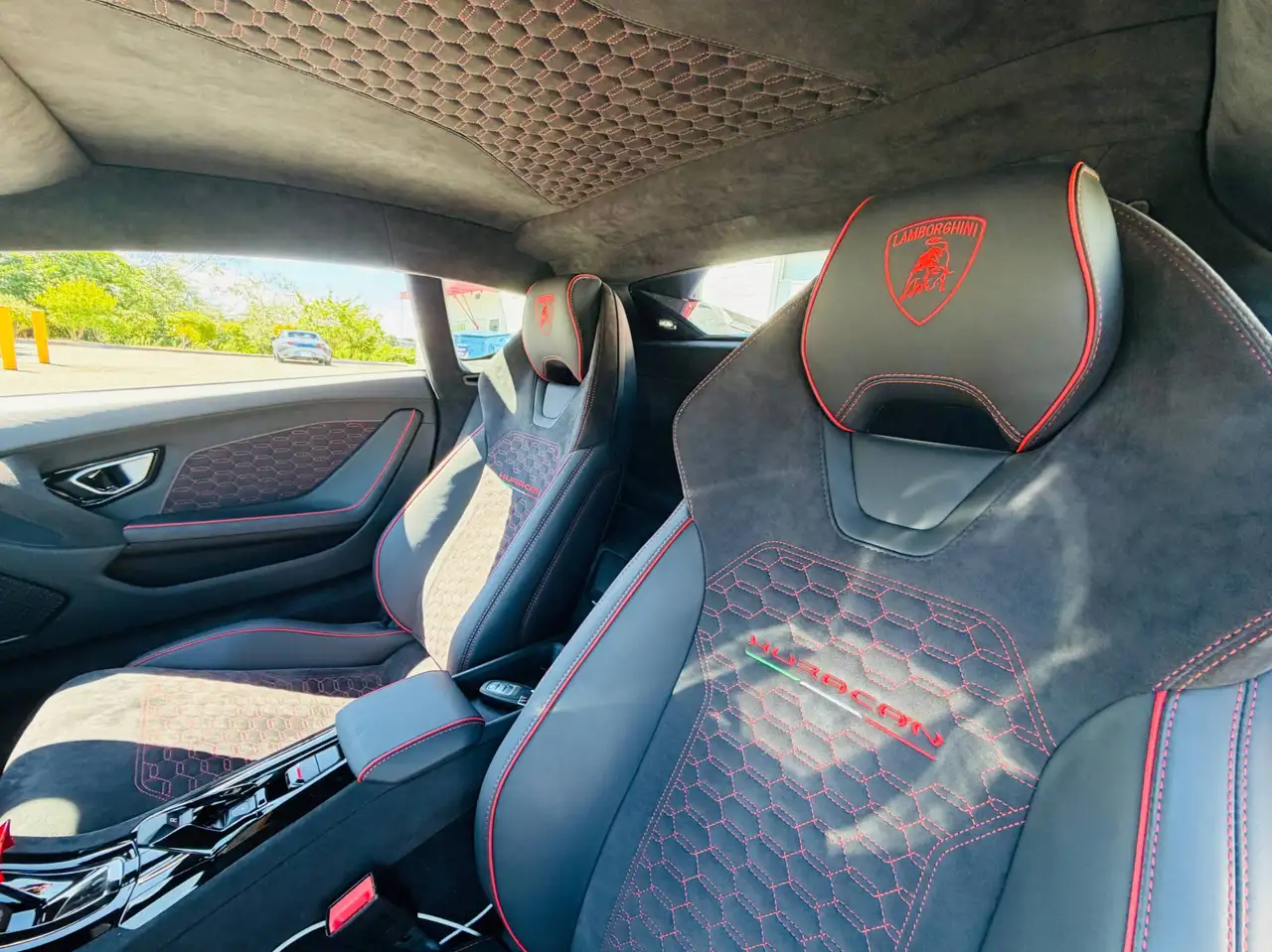 Lamborghini Huracán снимка Lamborghini Huracán