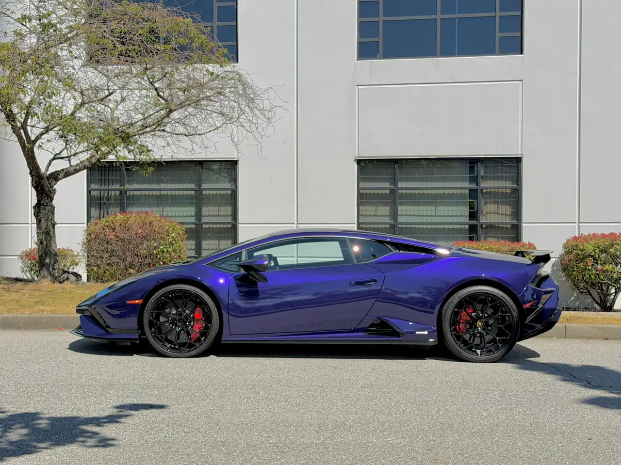 Lamborghini Huracán снимка Lamborghini Huracán