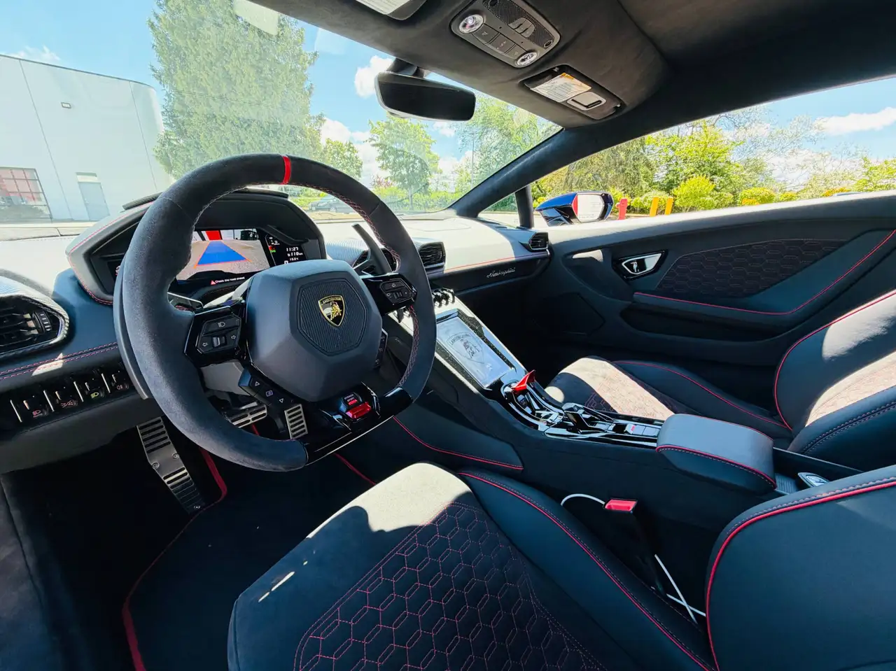 Lamborghini Huracán снимка Lamborghini Huracán