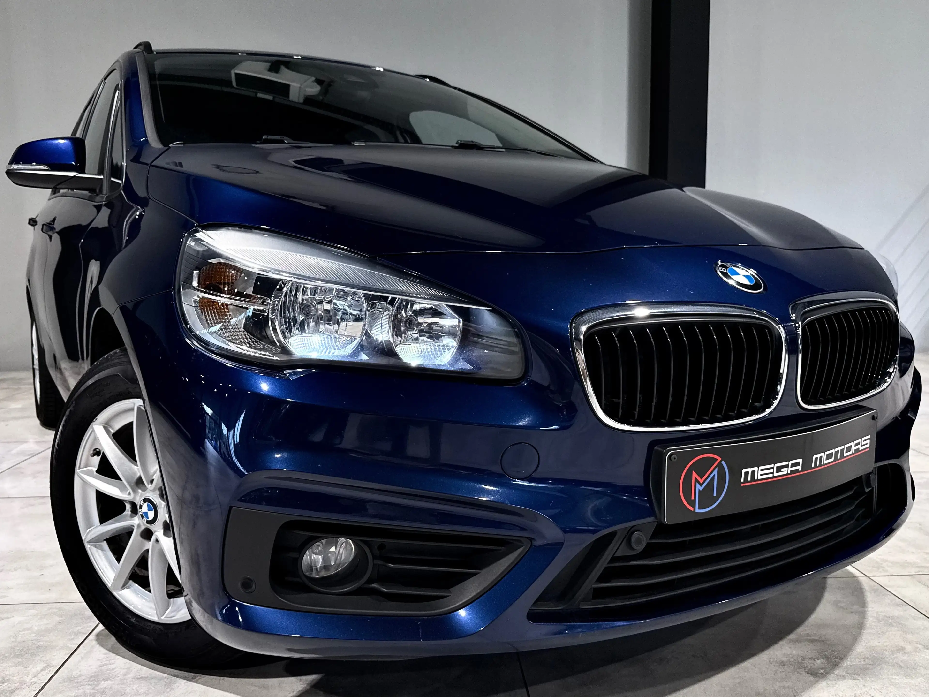 BMW 216 d 116CV GRAN TOURER 7PLACES NAVi !!MARCHAND OU EXPORT!!
