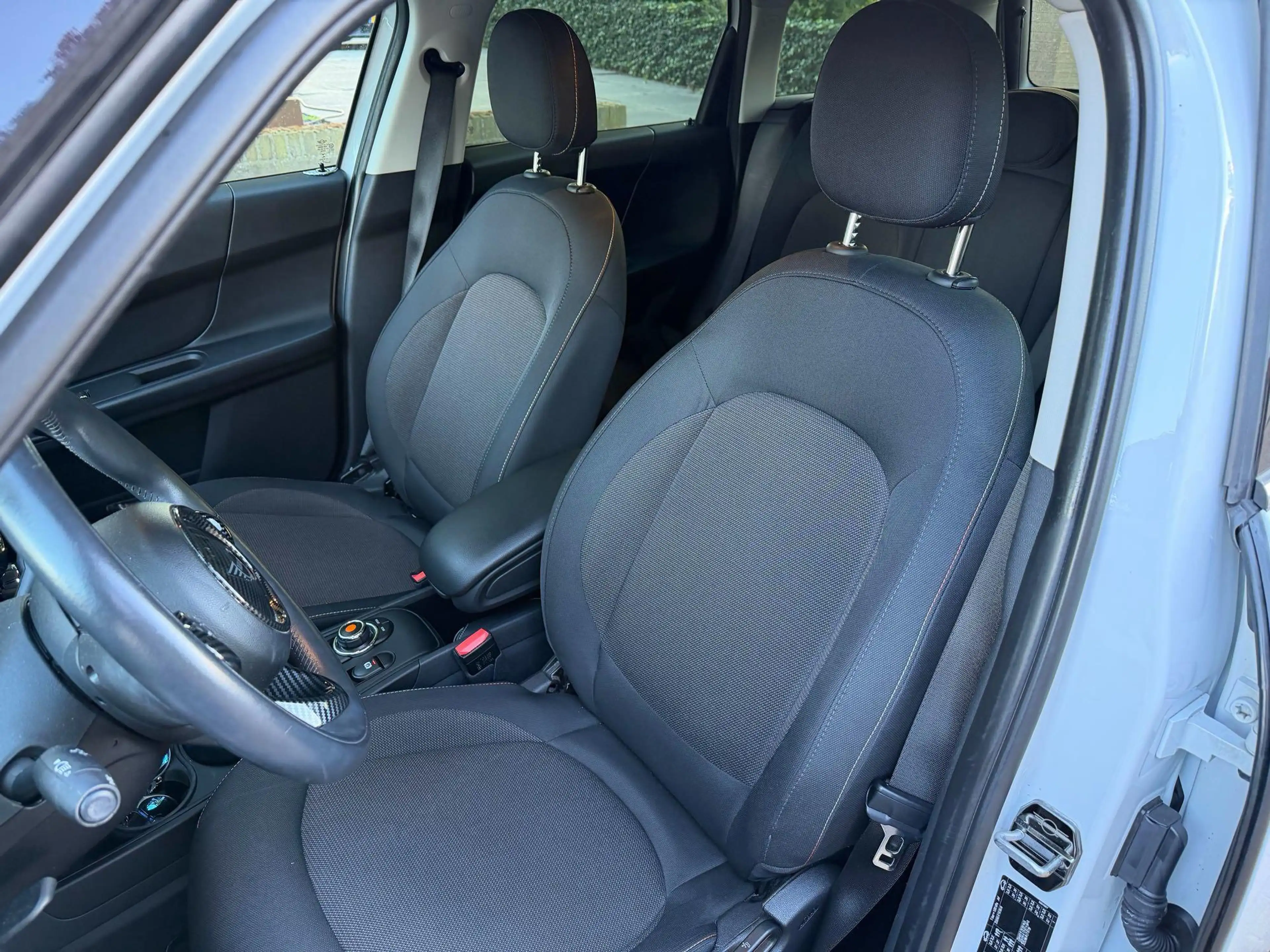 MINI Cooper Countryman 1.5 Business Edition | Carplay | Cruise | Climate — photo 4
