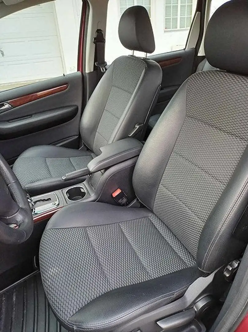 Mercedes-Benz A 180 Classe A 180 CDI Avantgarde Autotronic CVT Rouge - 2