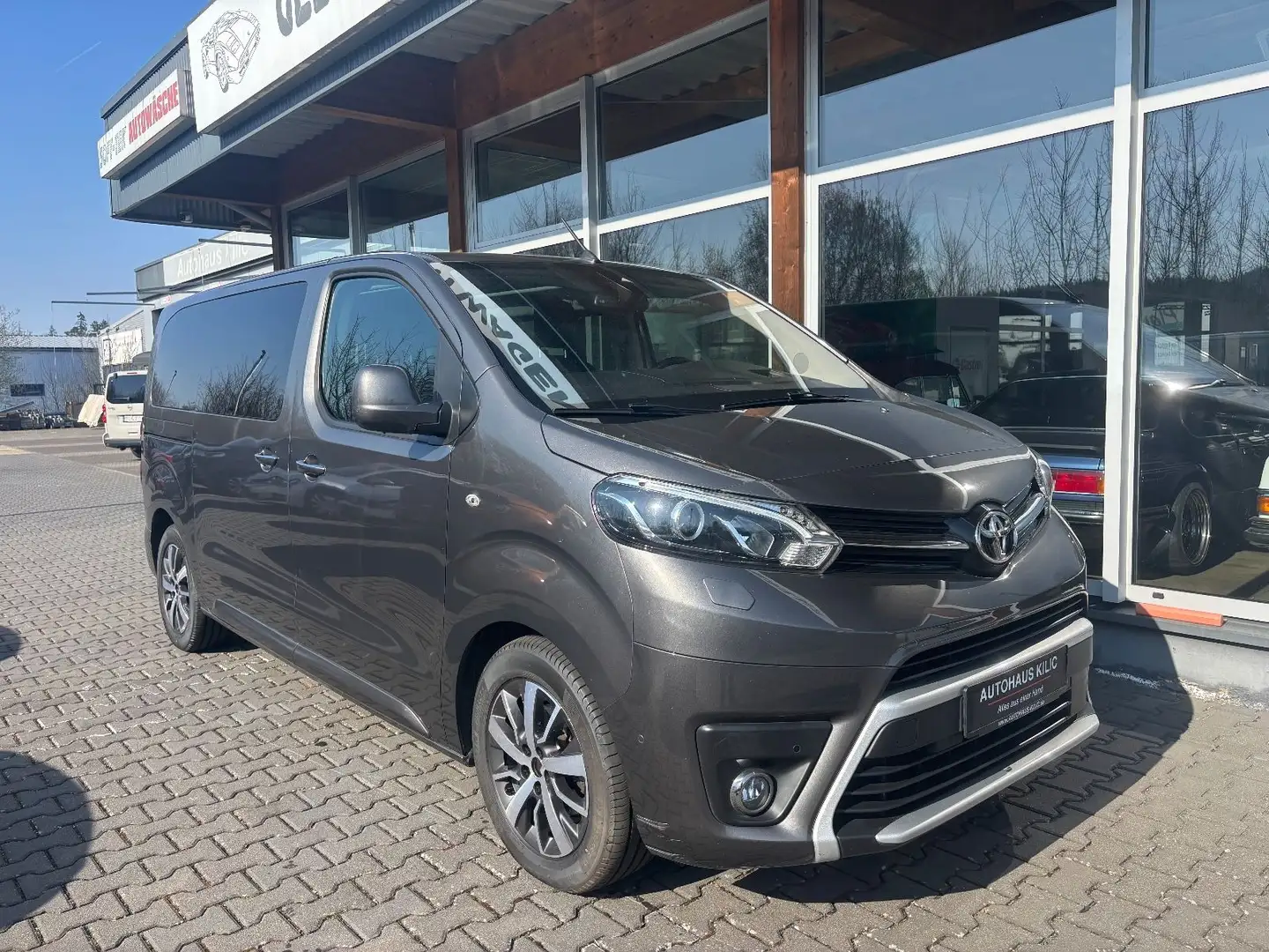 Toyota Proace Verso Executive Standheiz. Relax Garantie Grau - 1