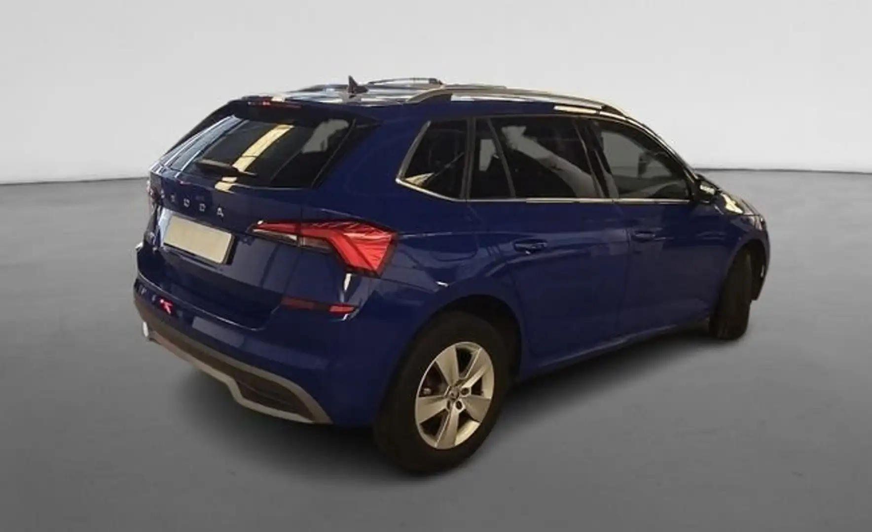 Skoda Kamiq Ambition Plus 1.0 TSI 81kW (110CV) (NW43J514) Azul - 2