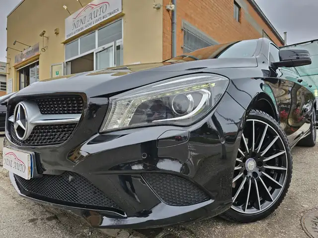 Mercedes-Benz CLA 200 d 136cv Shooting Brake Sport*Navi*Bi-Xeno*Pdc*18*