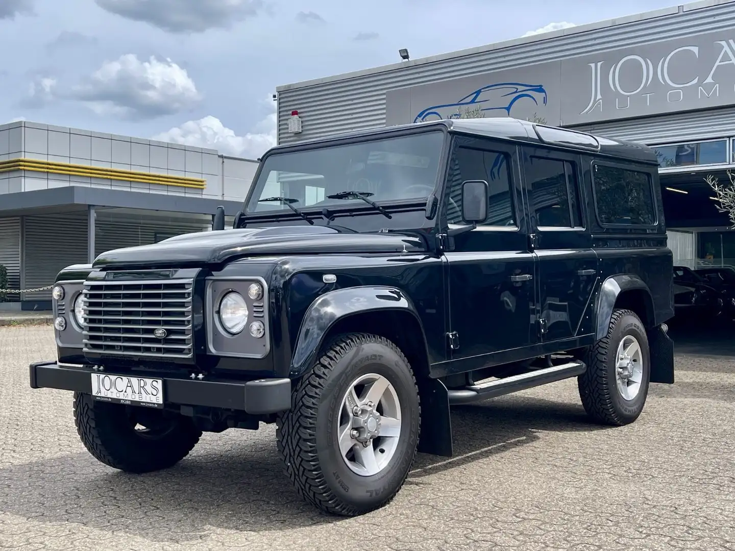 Land Rover Defender 110 SE I 2+ I 28 TKM I 7 SITZE Czarny - 1