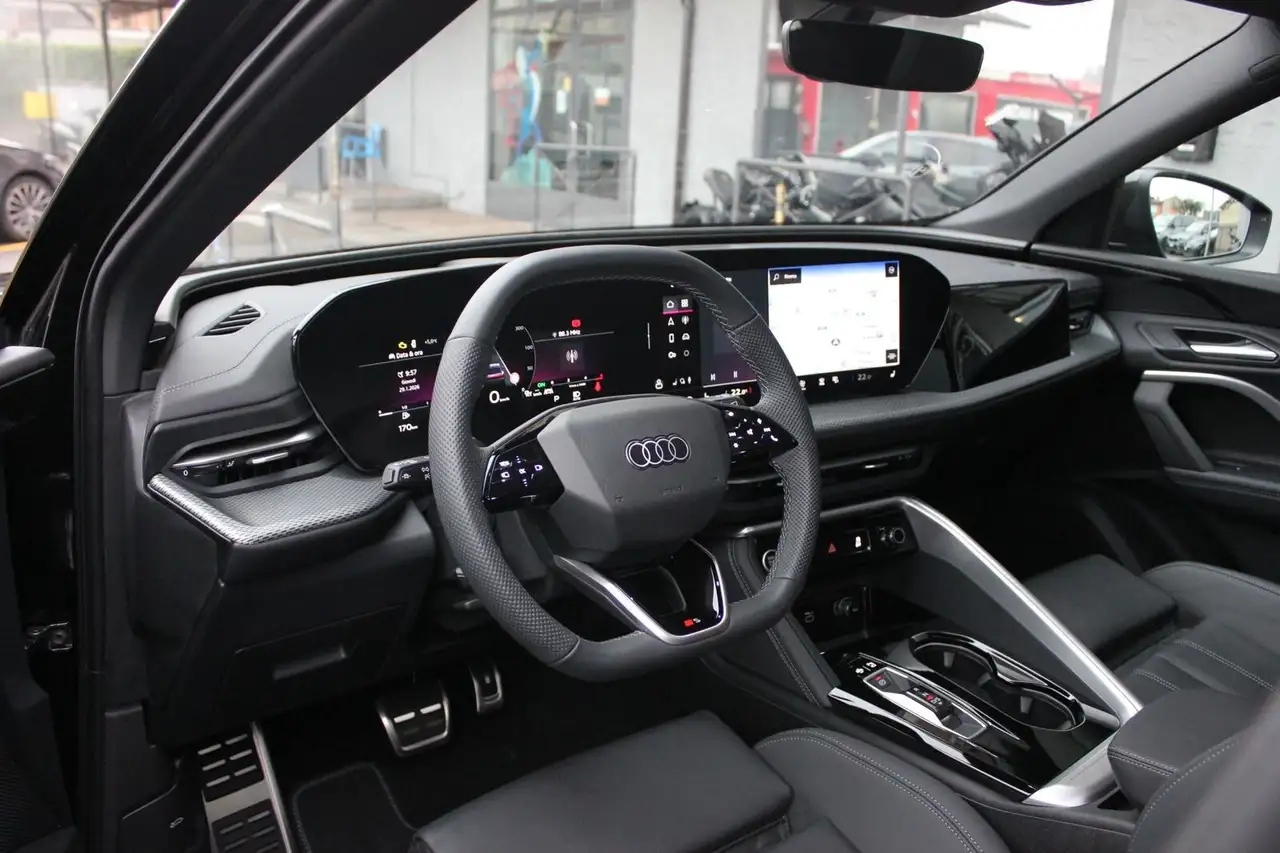 Audi Q5 S line edition 40 TDI 150 kW mHEV S tronic quattro 9