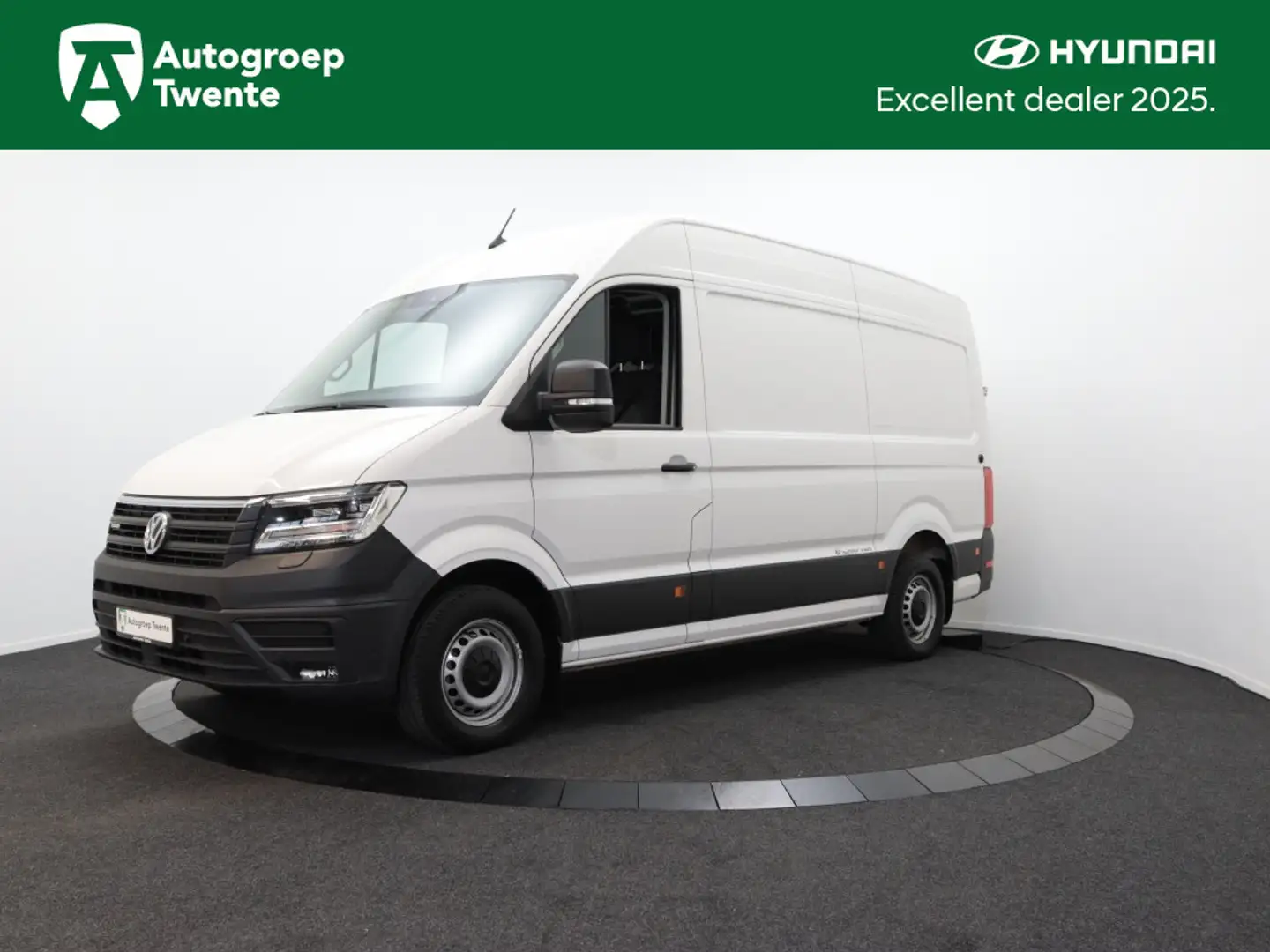 Volkswagen Crafter e-Crafter L3H3 36kWh | Navigatie | Vooruit verwarm Wit - 1