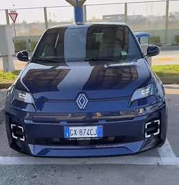 ICONIC-5, ELETTRICA
