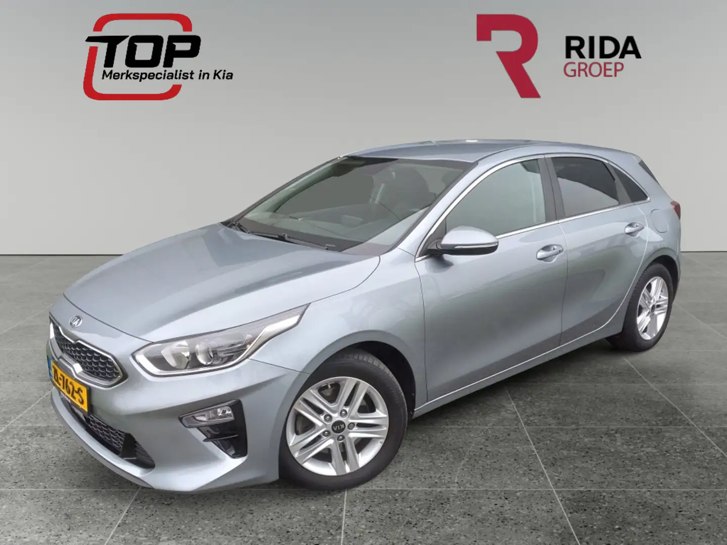 Kia Ceed / cee'd 1.0 T-GDi DynamicPlusLine Grijs - 1
