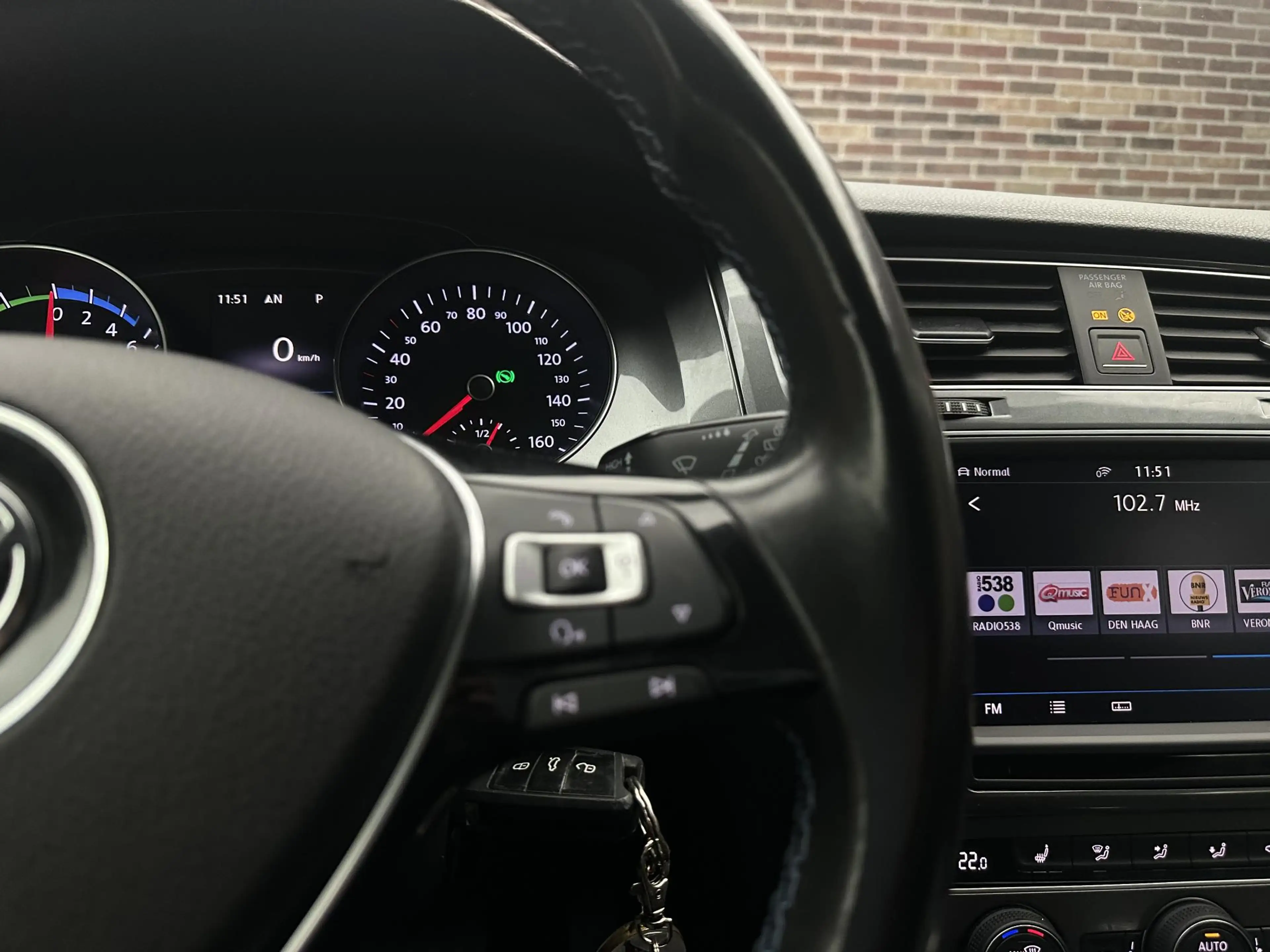 Volkswagen e-Golf e-Golf — photo 13