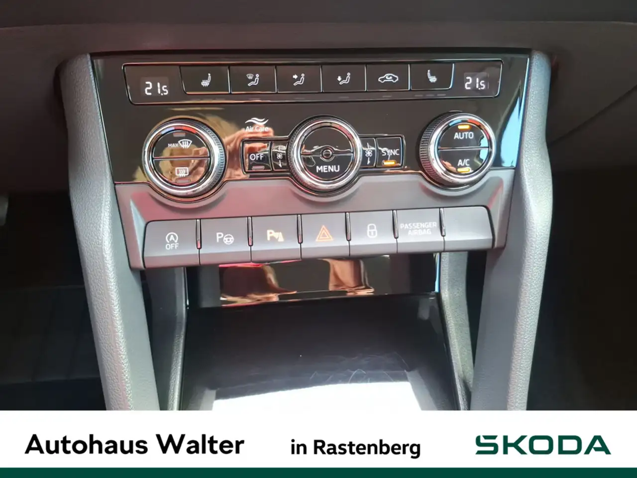 Skoda Karoq 1.5 TSI ACT Style FSE SITZHEIZUNG NAVI, миниатюра 16