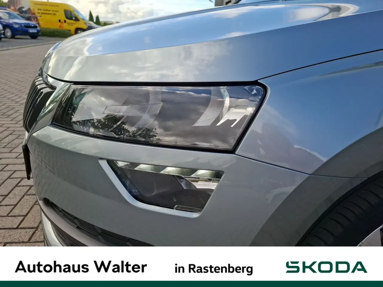 Skoda Karoq 1.5 TSI ACT Style FSE SITZHEIZUNG NAVI, миниатюра 10