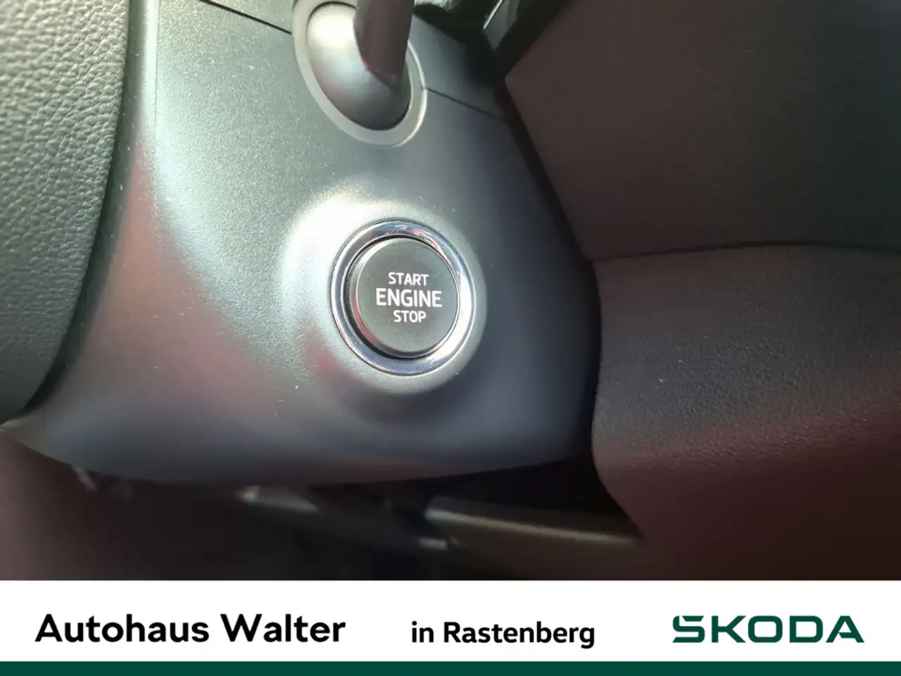 Skoda Karoq 1.5 TSI ACT Style FSE SITZHEIZUNG NAVI, миниатюра 19