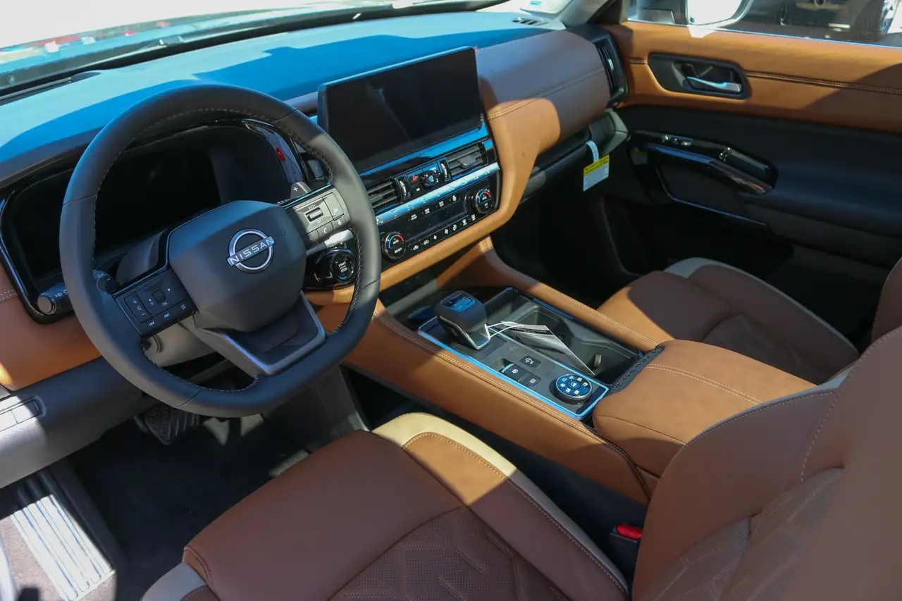 Nissan Pathfinder photo Nissan Pathfinder