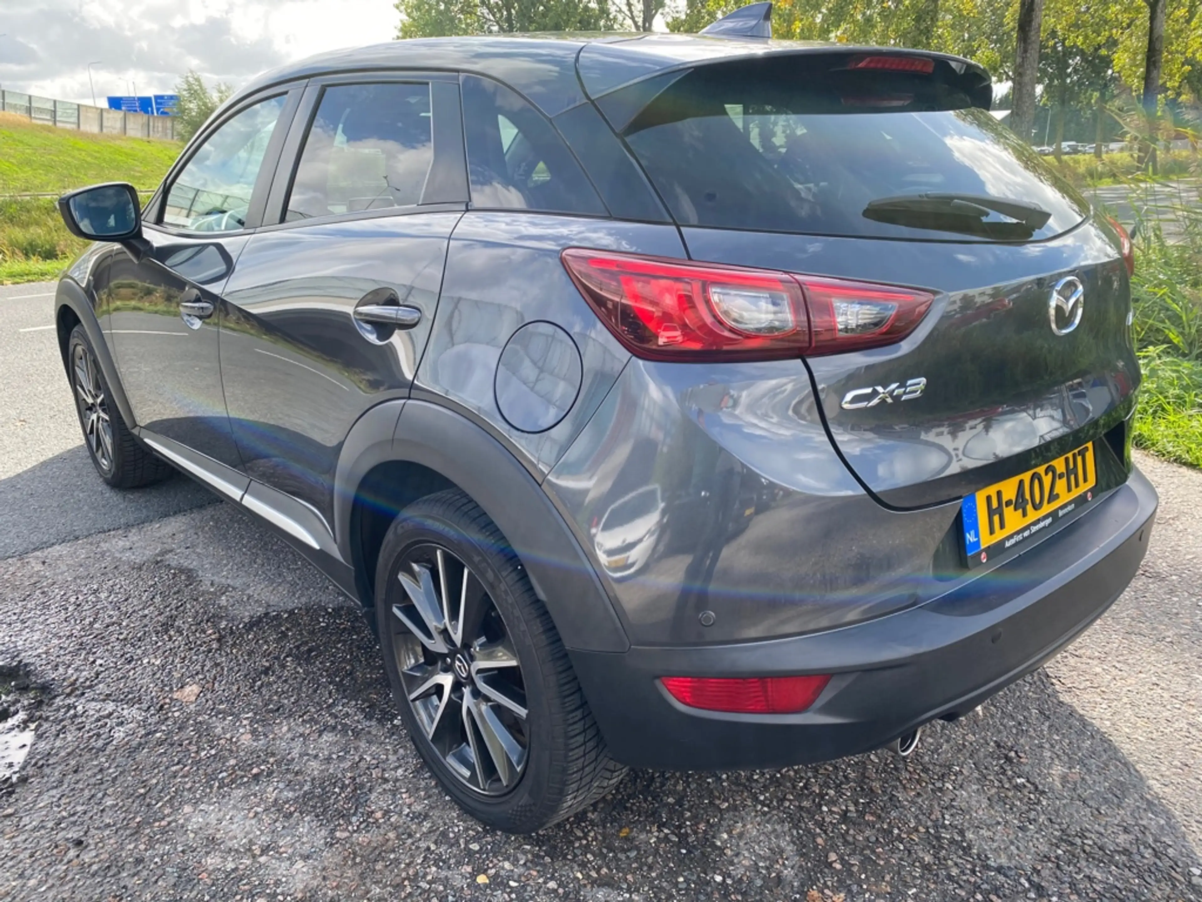 Mazda CX-3 2.0 SkyActiv-G 120 GT-M — photo 3