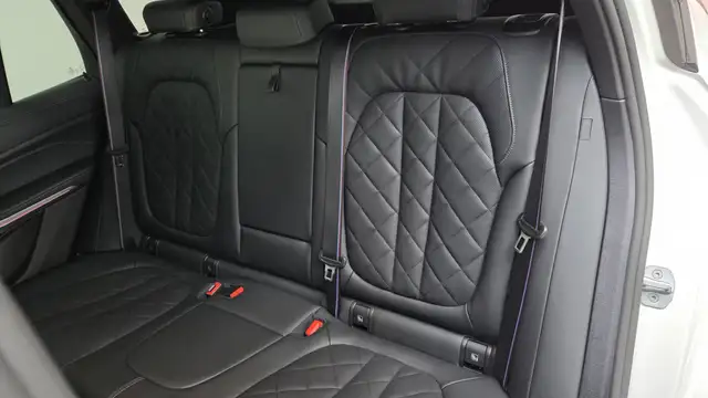 BMW X5 X5 view 13