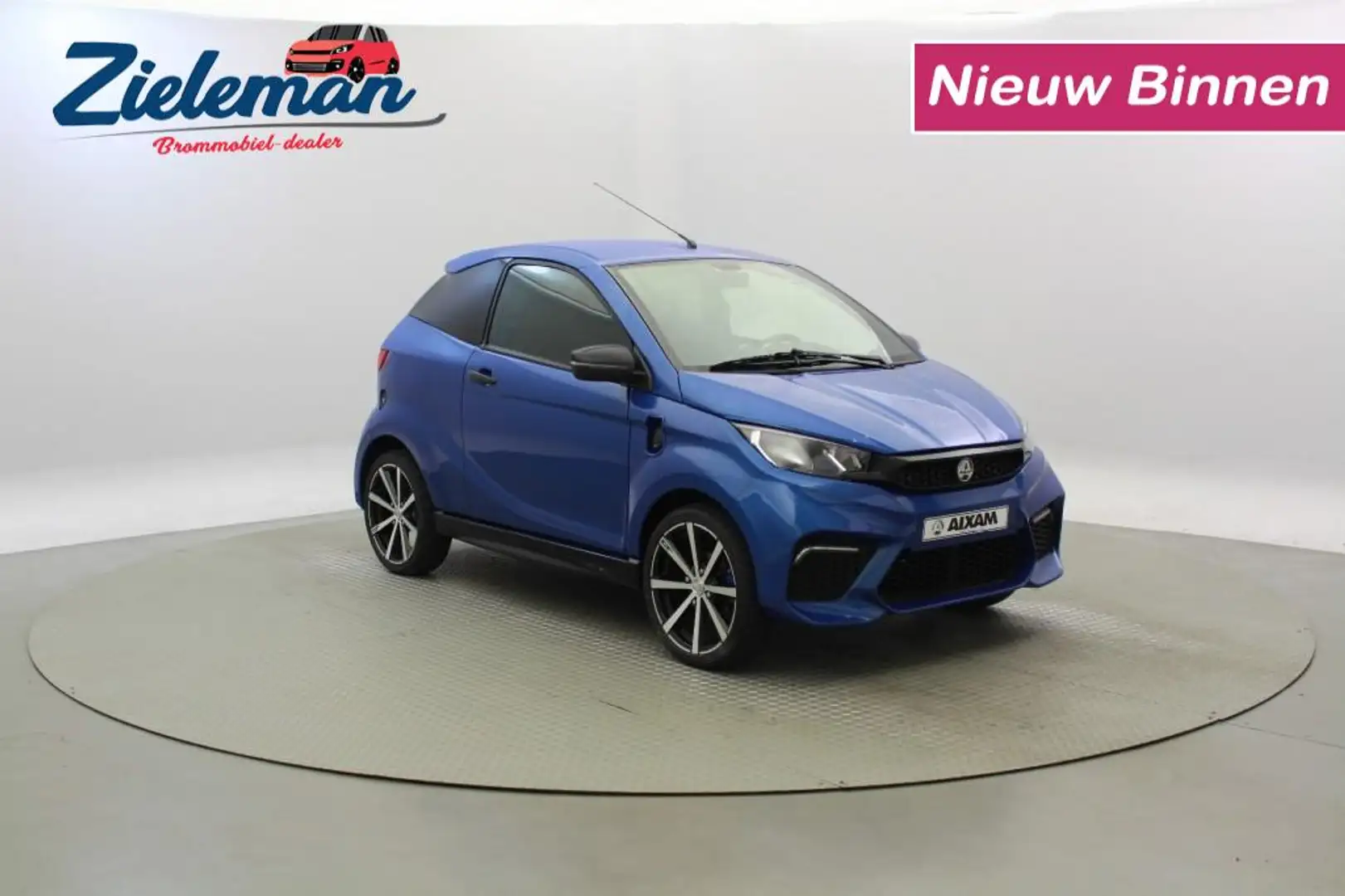 Aixam Coupe Premium - 2021 - 2.240 Km - Camera, Leer Bleu - 1