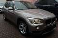 BMW X1 18 d xDrive 2.Hand Scheckheft Navi Xenon Plateado - thumbnail 3