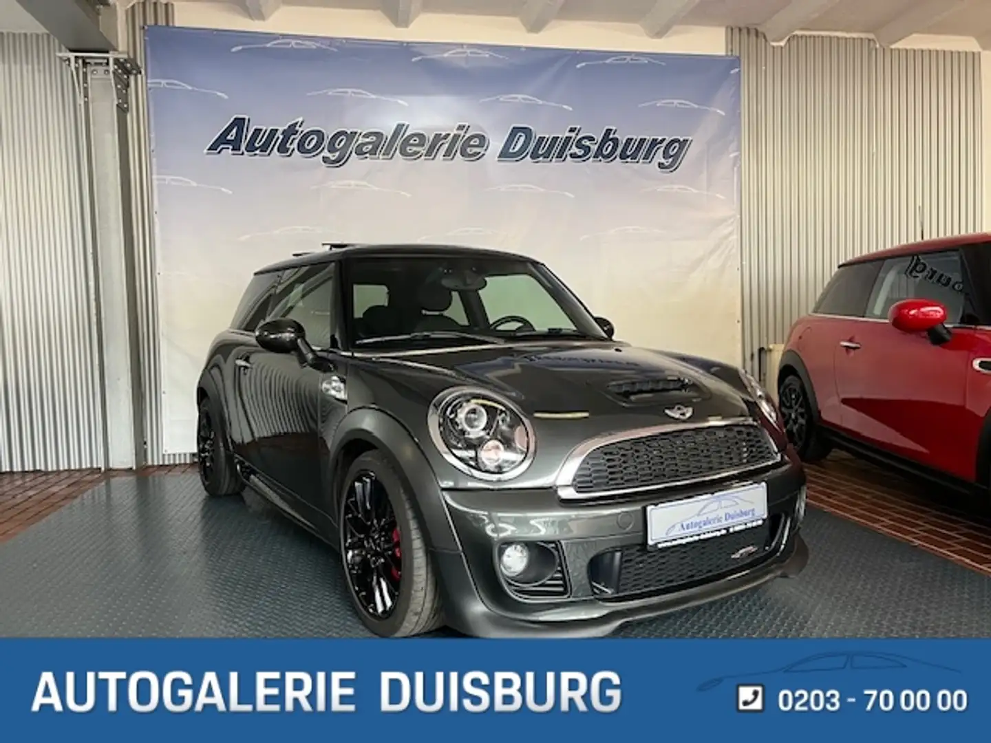 MINI John Cooper Works Pano Navi Leder Harman Bi-Xenon DAB Temp PDC SHZ K Grau - 1