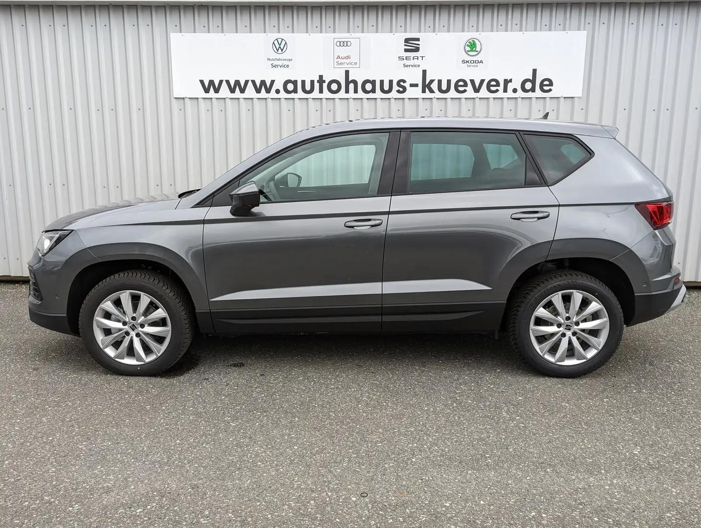 SEAT Ateca Style 1,5 TSI DSG Navi+ACC+LED+Shzg.+17´´ Grau - 2