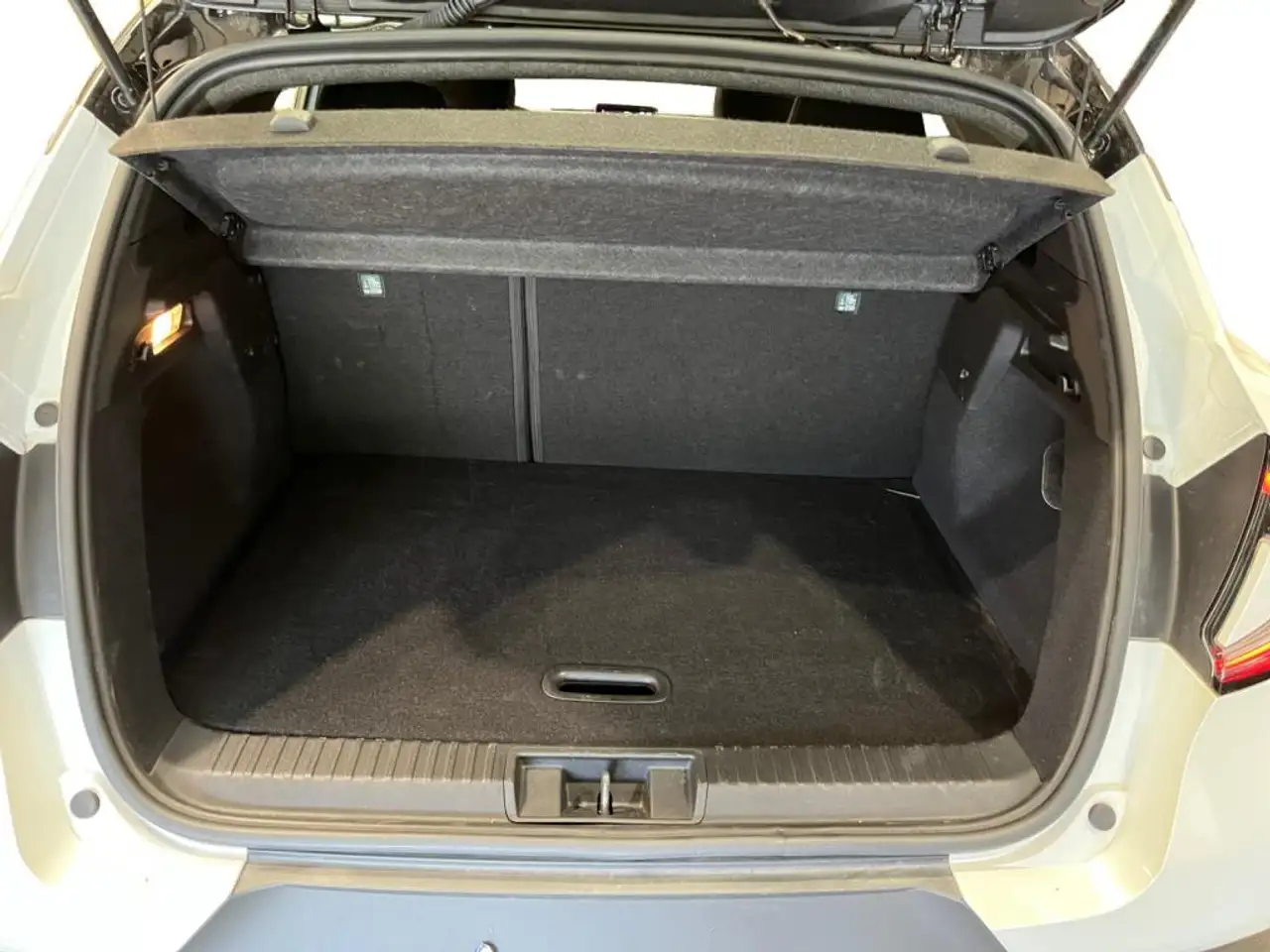 Renault Captur — photo 24