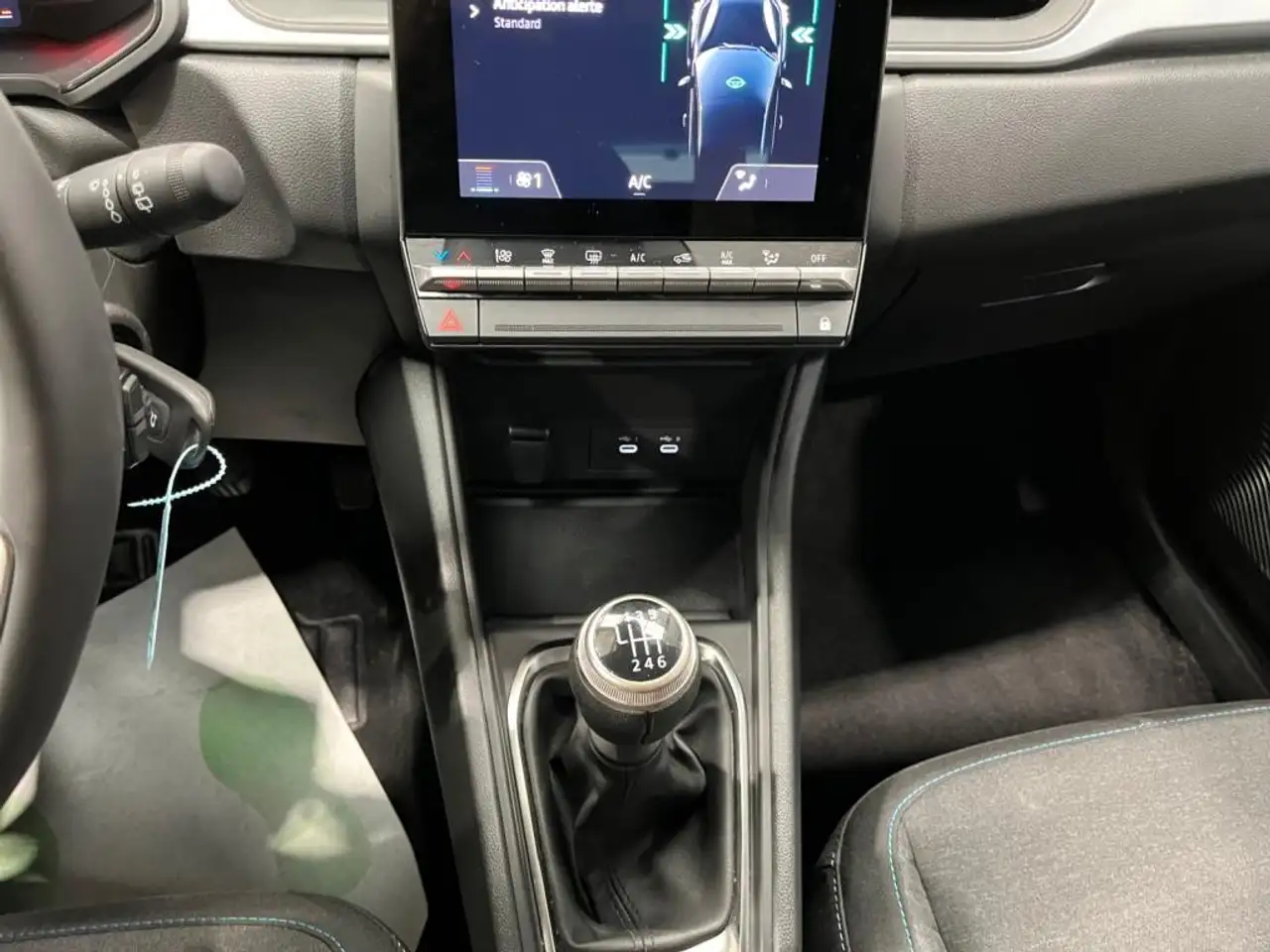 Renault Captur — photo 19