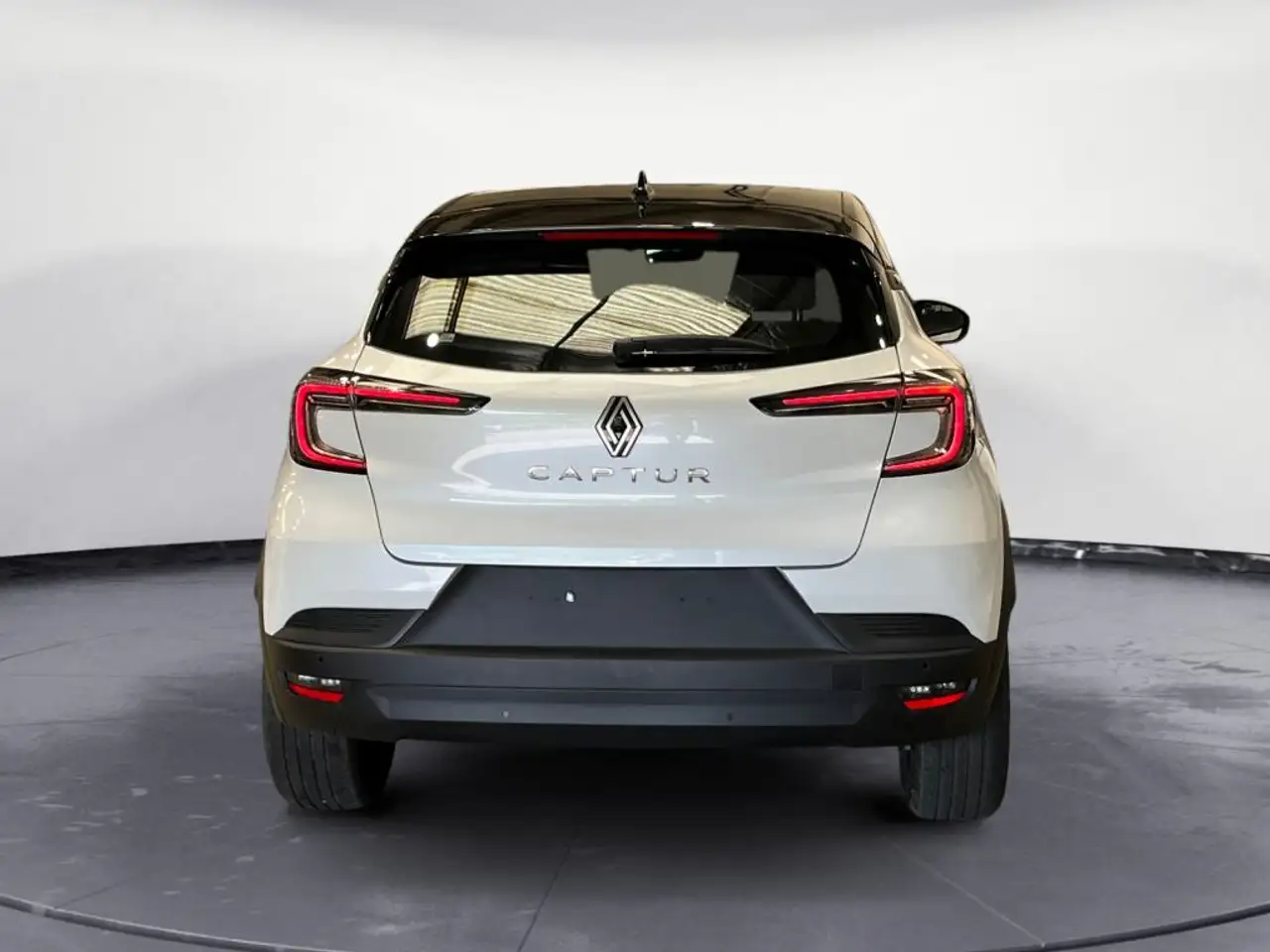 Renault Captur — photo 4