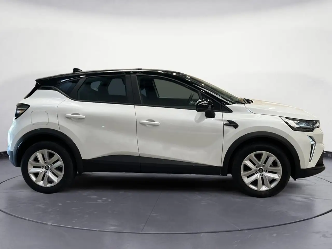 Renault Captur — photo 2