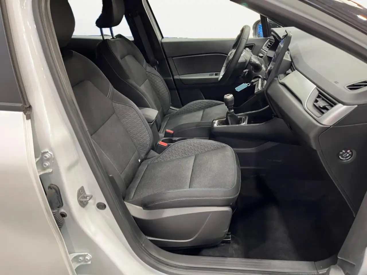 Renault Captur — photo 11