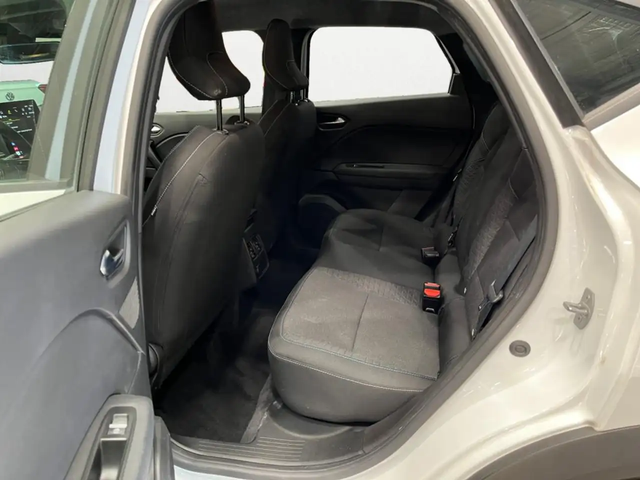 Renault Captur — photo 12
