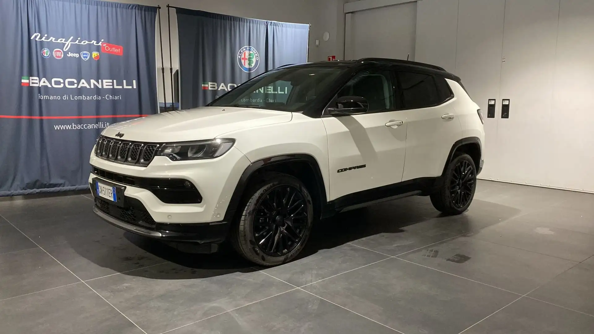 Jeep Compass 1.5 Turbo T4 130CV MHEV 2WD S Bílá - 1