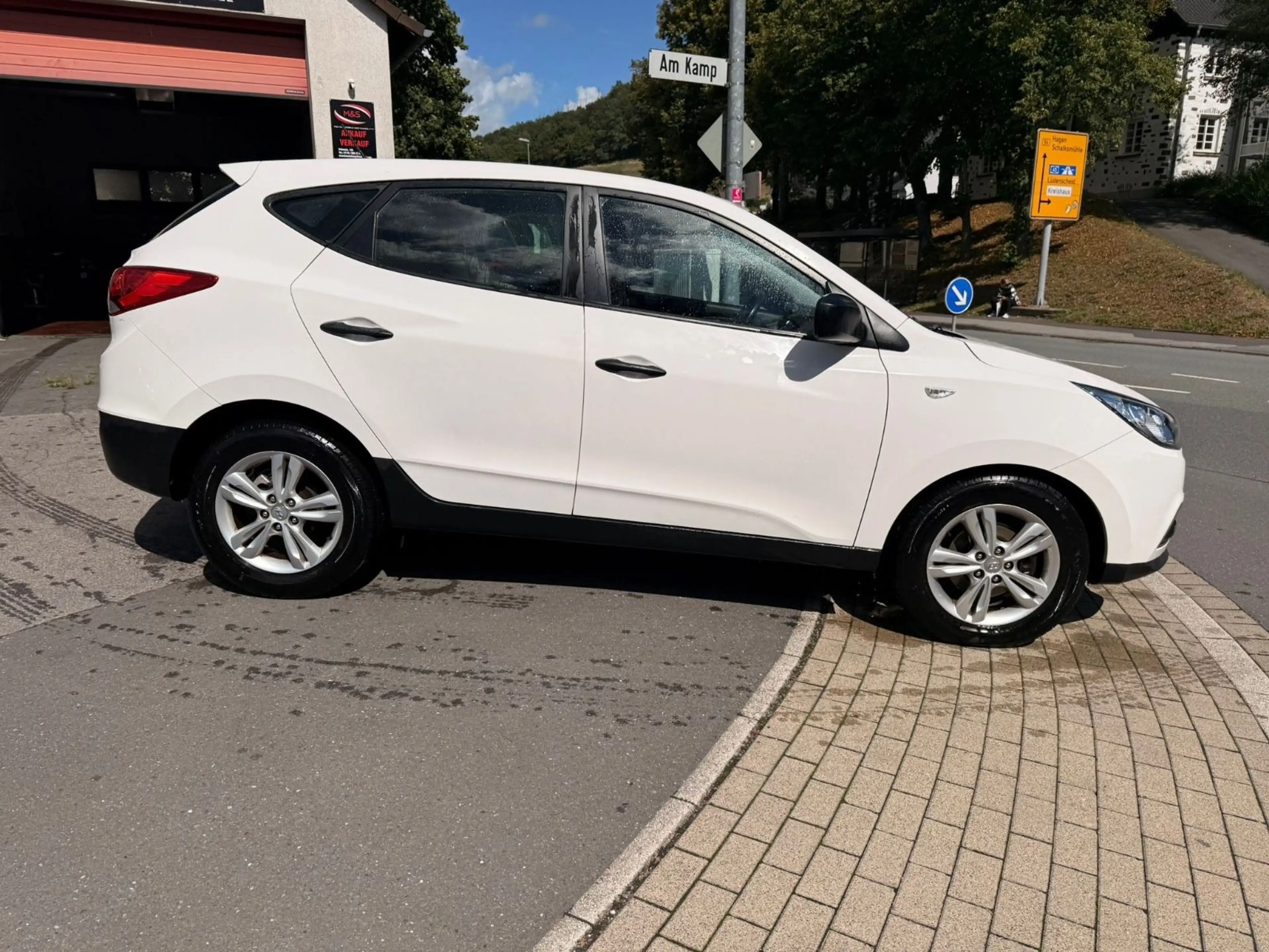 Hyundai iX35 Comfort 2WD  1.Hand,Klima,Alu,Tüv — photo 4