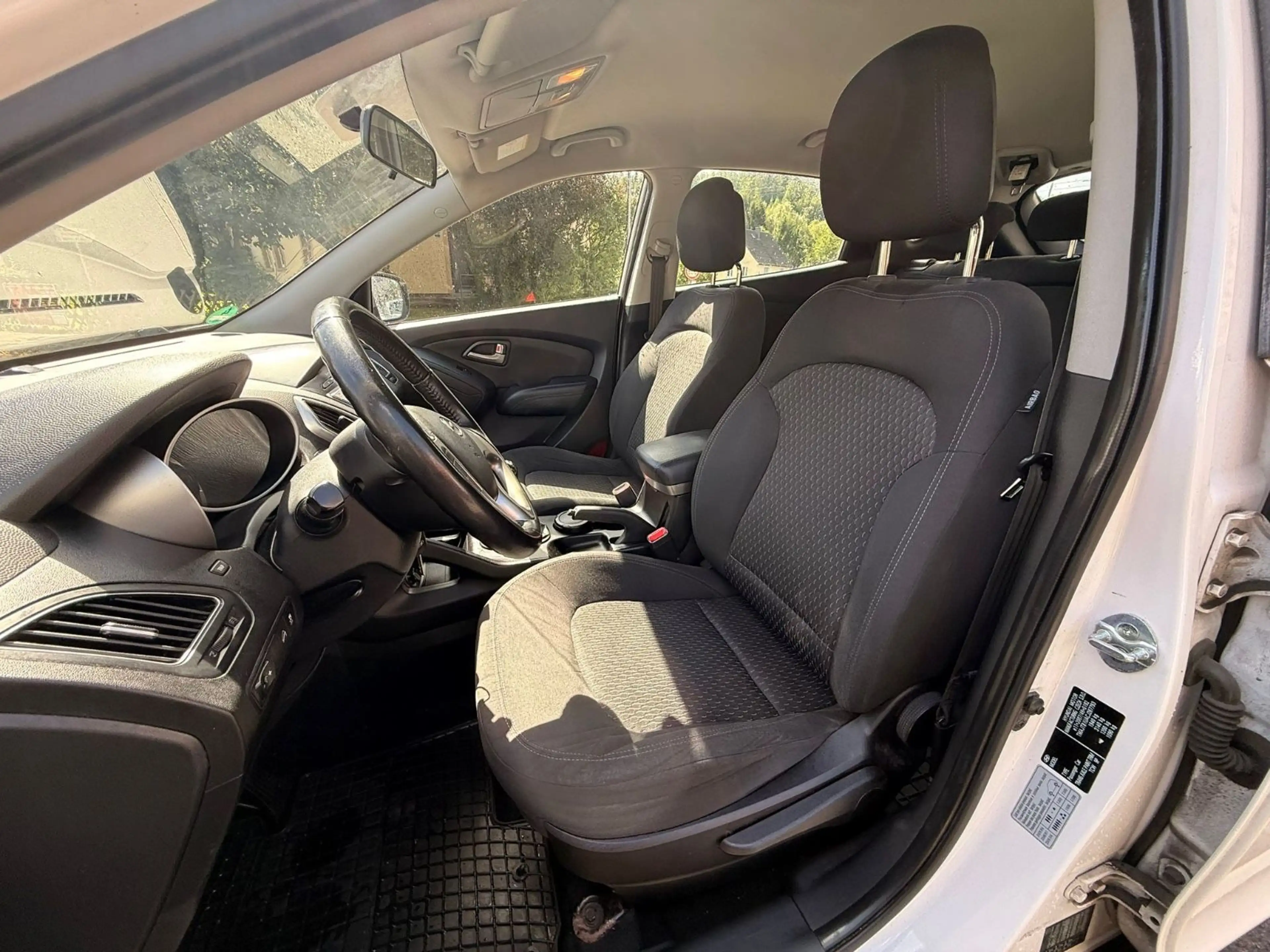 Hyundai iX35 Comfort 2WD  1.Hand,Klima,Alu,Tüv — photo 10