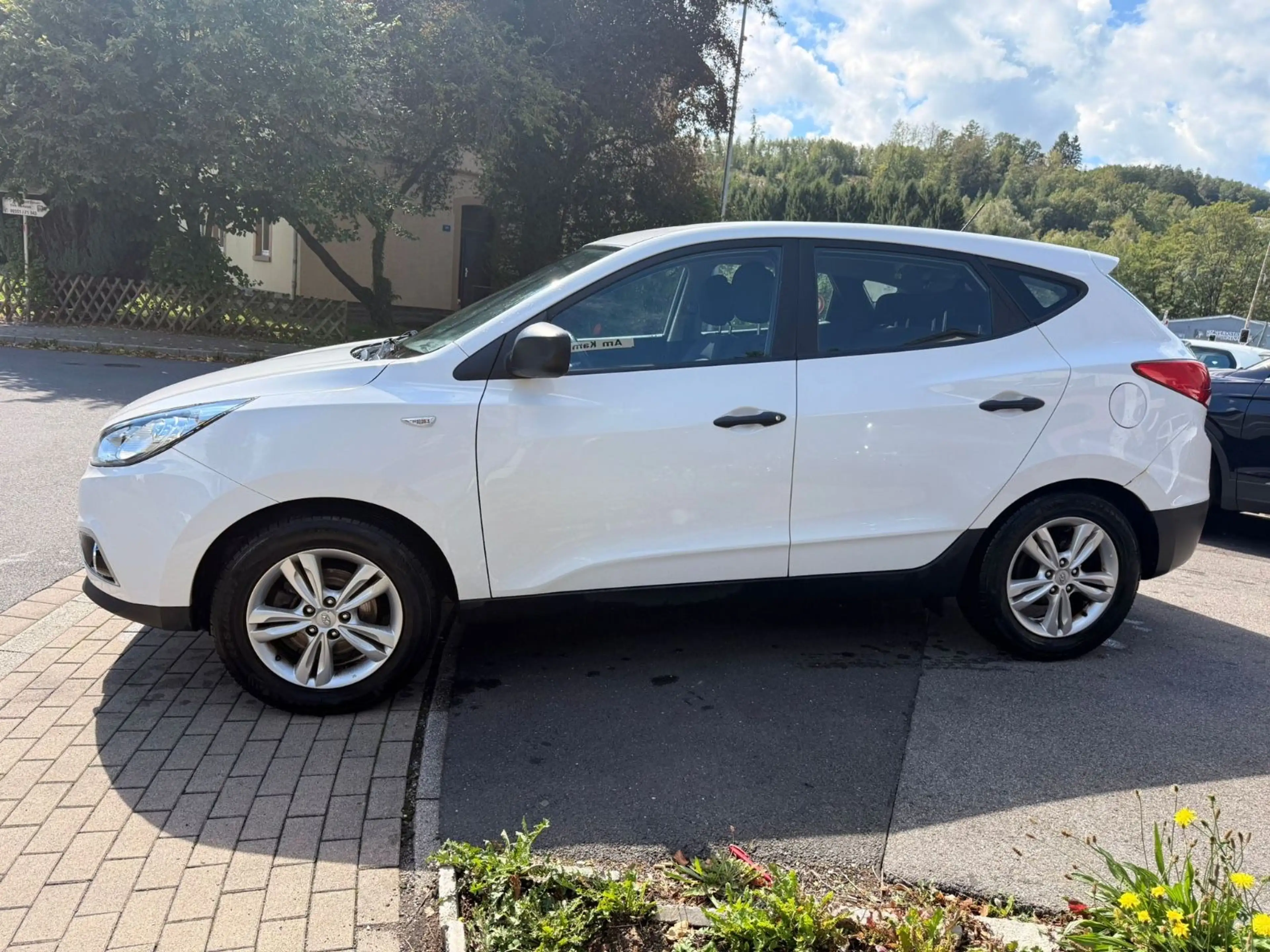 Hyundai iX35 Comfort 2WD  1.Hand,Klima,Alu,Tüv — photo 8