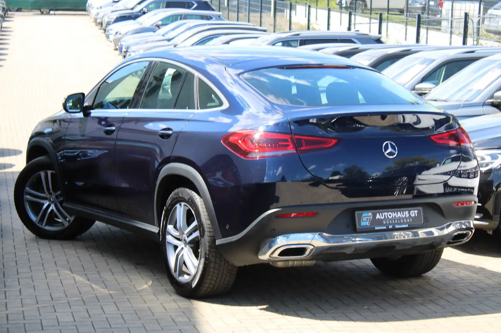Mercedes-Benz GLE 400 d 4Matic Coupe/Pano/Burmes/Leder/Navi/Kam Синій - 2