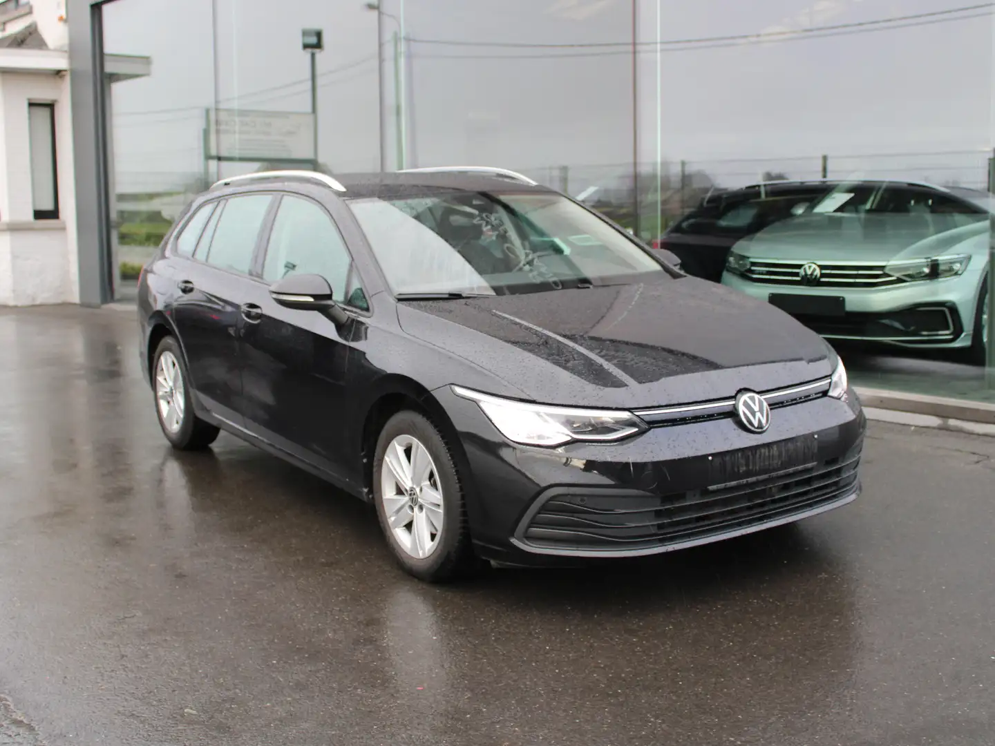 Volkswagen Golf Variant Golf Variant 1.0 TSI-CAMERA-AIRCO-APP CONNECT-ALUV Zwart - 1