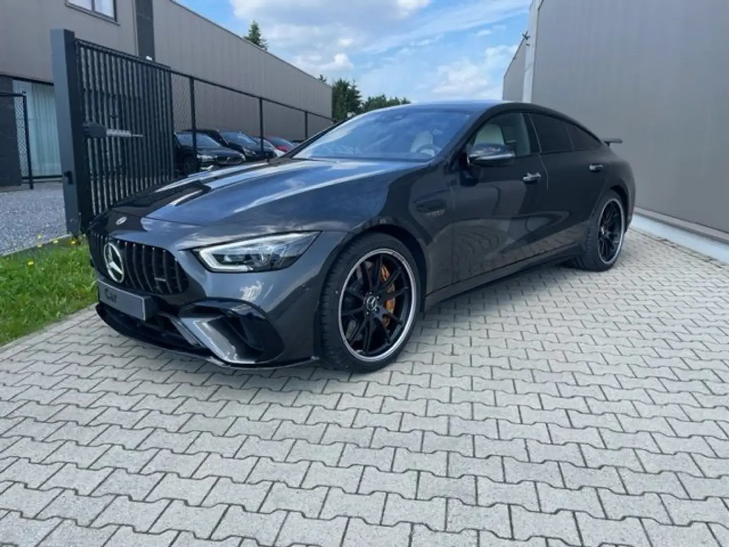 Mercedes-Benz AMG GT 4 63 S-PERFORMANCE /CERAMIC/ AMG DYNAMIC PLUS/FULL Grijs - 1